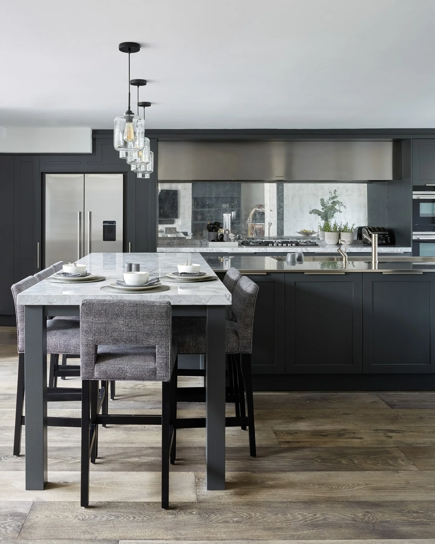 12. Deep Graphite Elegance with Marble Touches (Grey Kitchen Ideas)