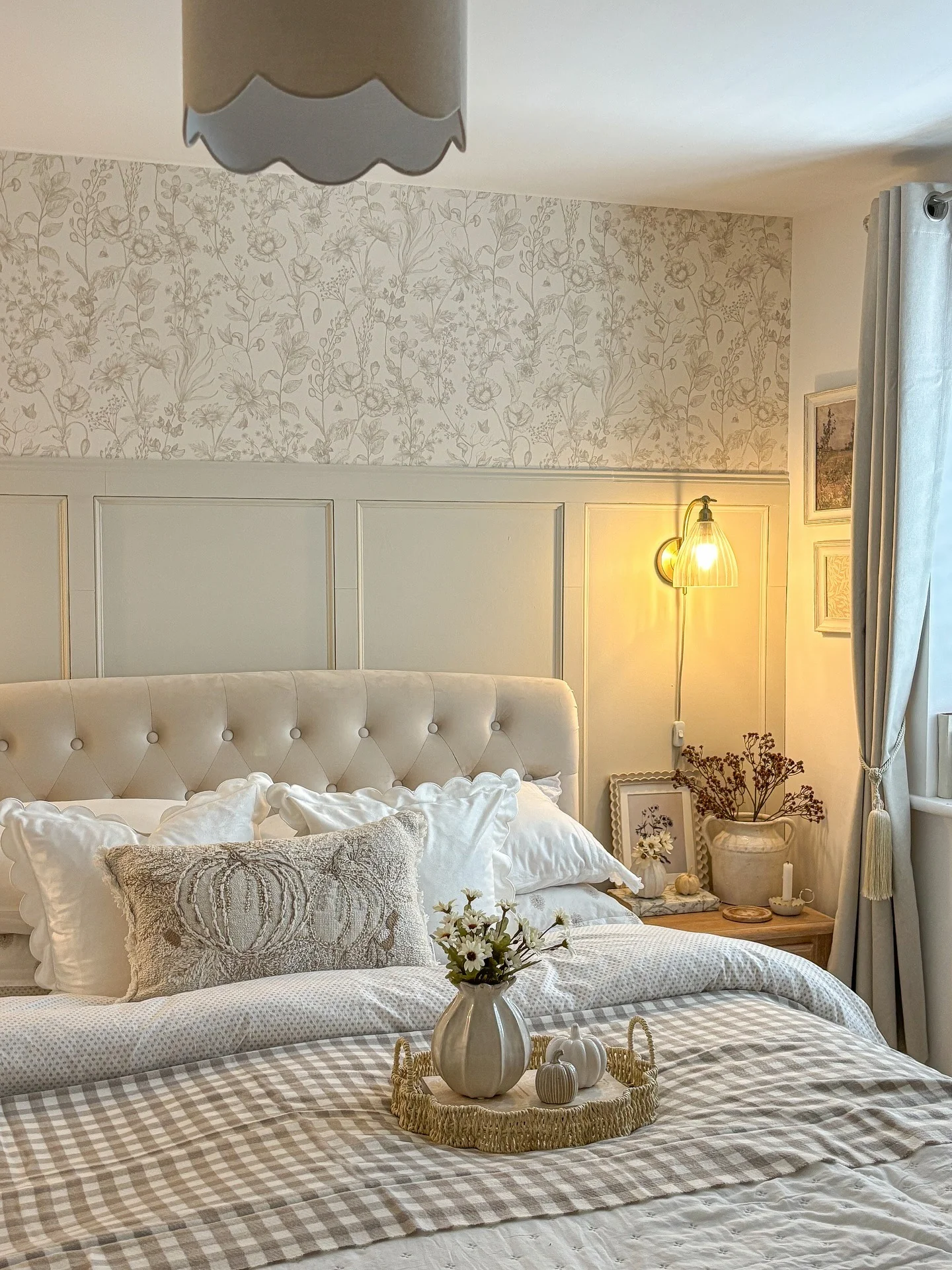 9. Neutral Elegance with Subtle Florals (Wallpaper Ideas for Bedroom)