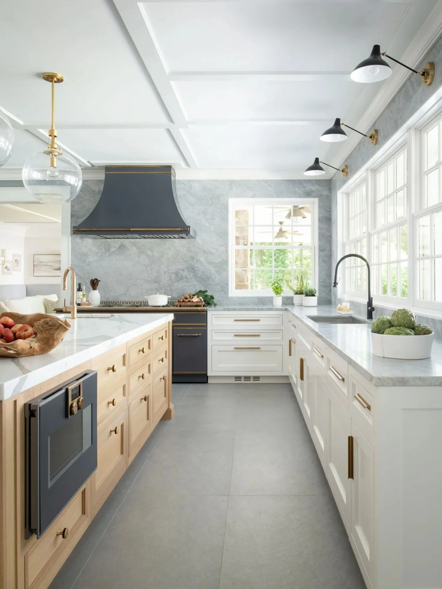 18. Two-Tone Sophistication in Blue and White (Countertop Ideas for Kitchen)