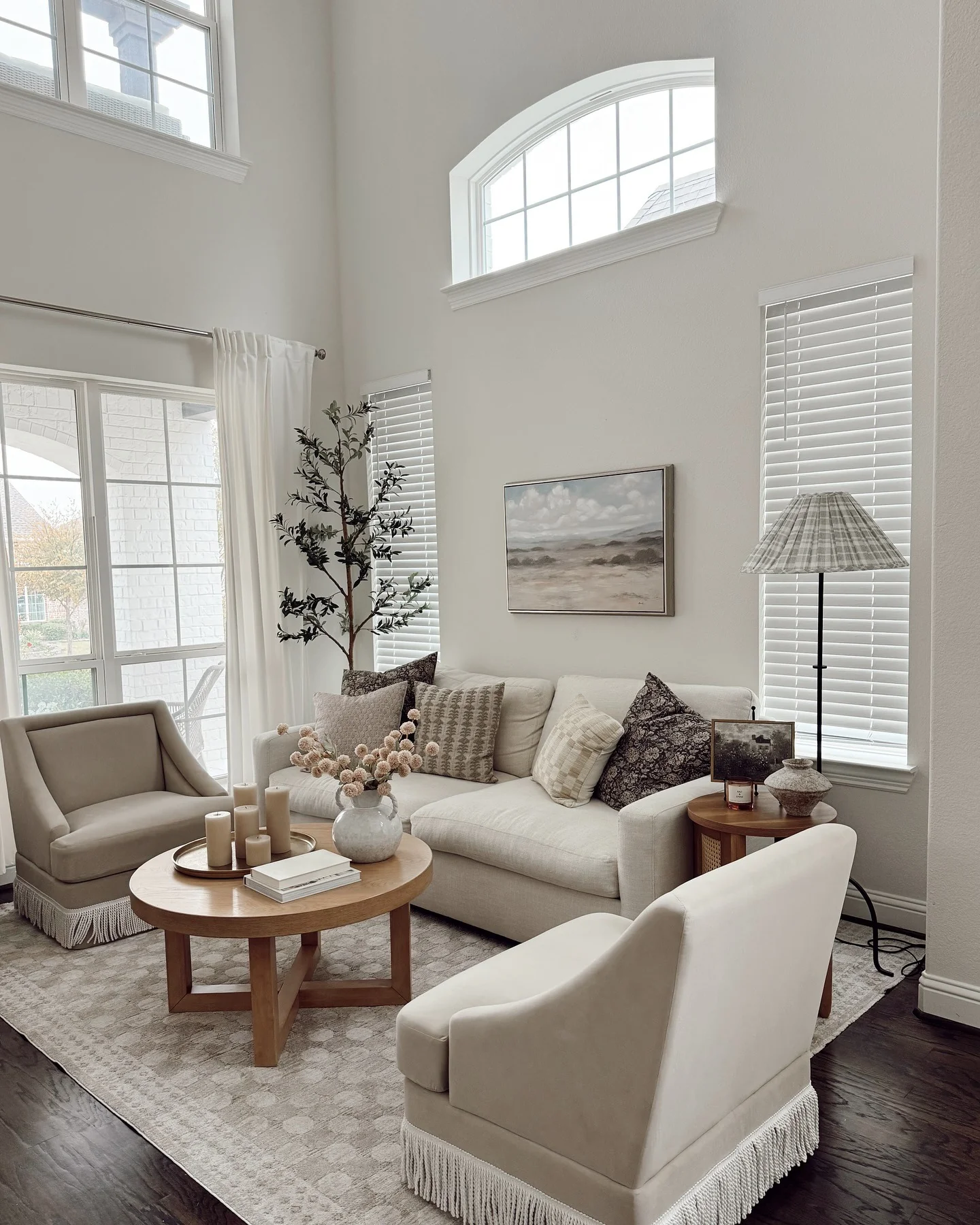 6. Light and Airy with Natural Wood Accents (Small Living Room Ideas)