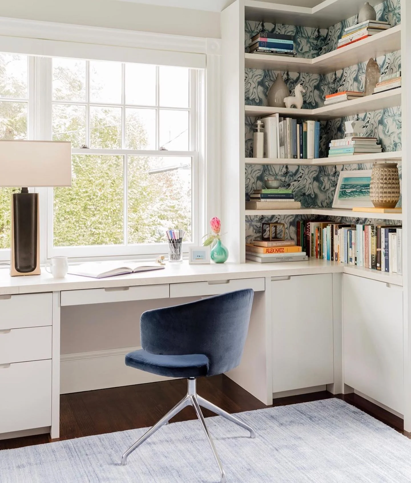 2. Modern Built-In Corner Library Office (Bright Office Ideas)