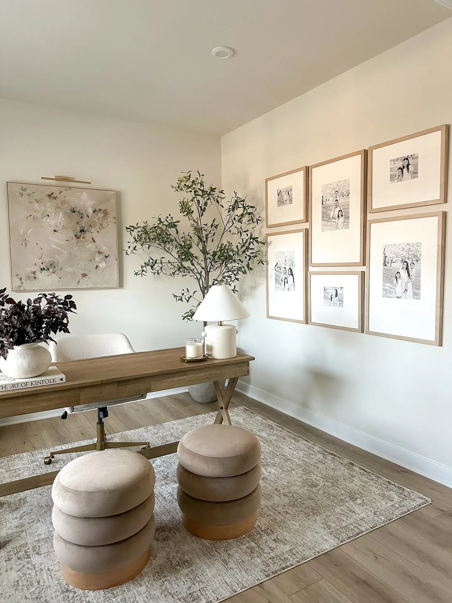 8. Neutral Elegance with Layered Textures (Bright Office Ideas)