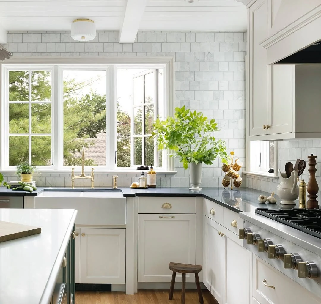 13. Soft Gray Squares with Bright Brass (Backsplash Ideas for White Kitchen)