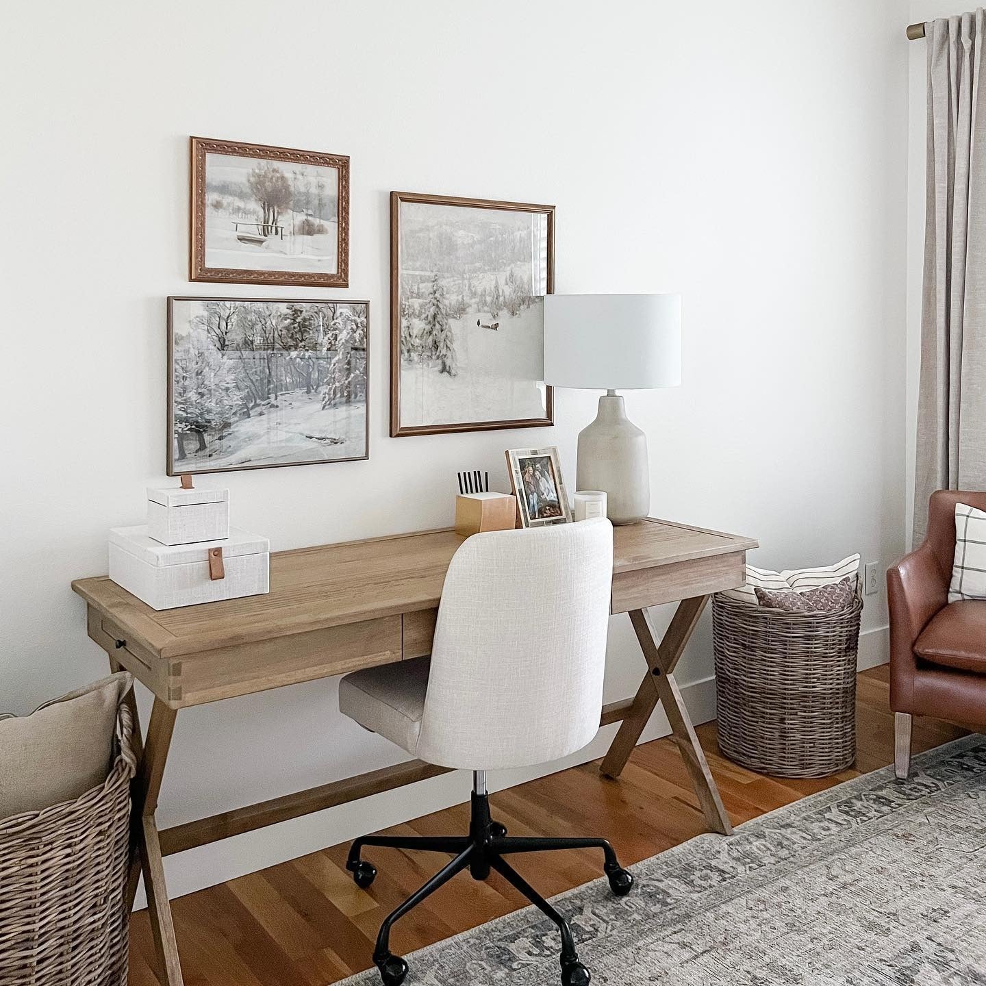 6. Warm Rustic Touches with Minimal Decor (Simple Office Ideas)