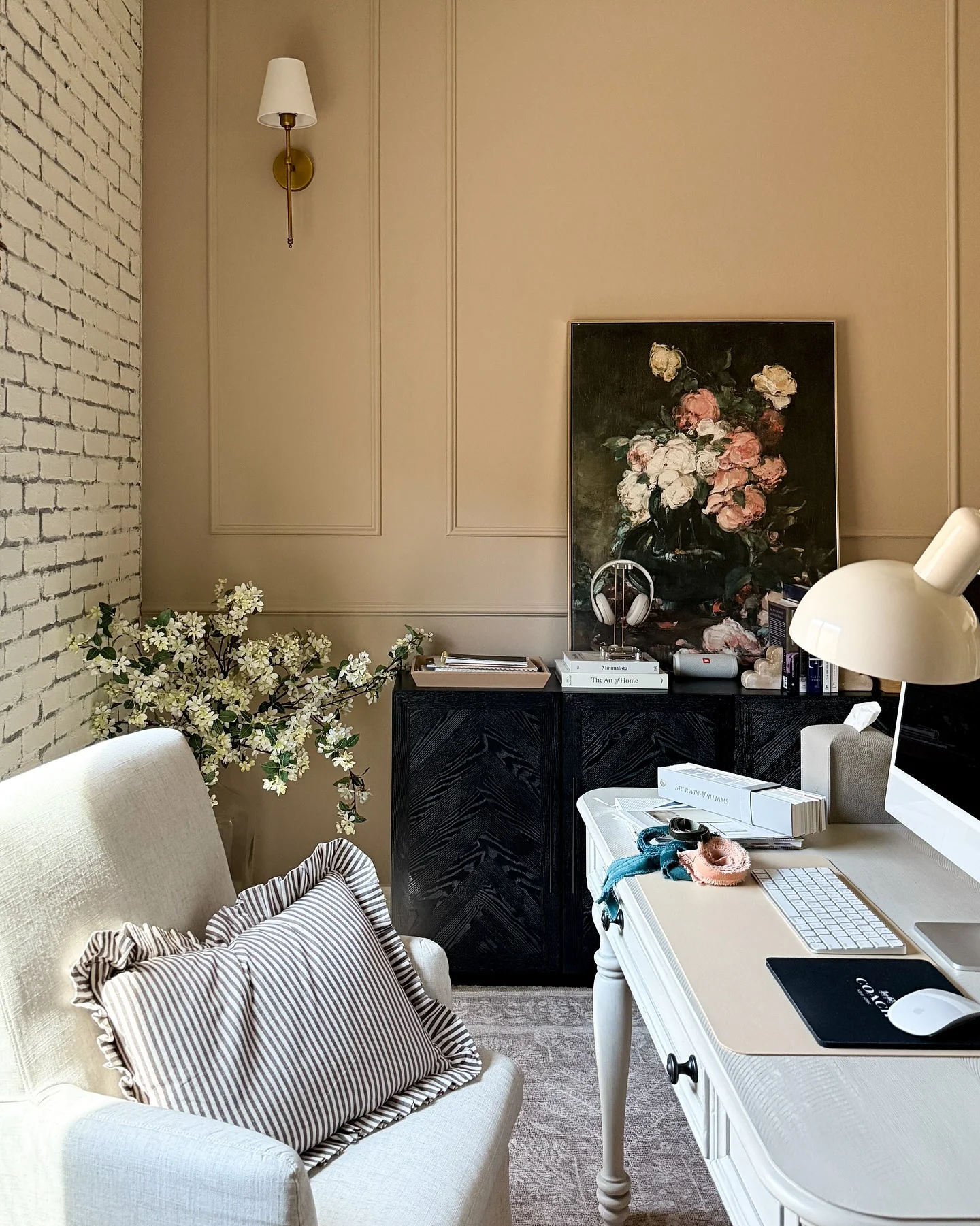 9. Vintage-Inspired Workspace with Character (Simple Office Ideas)