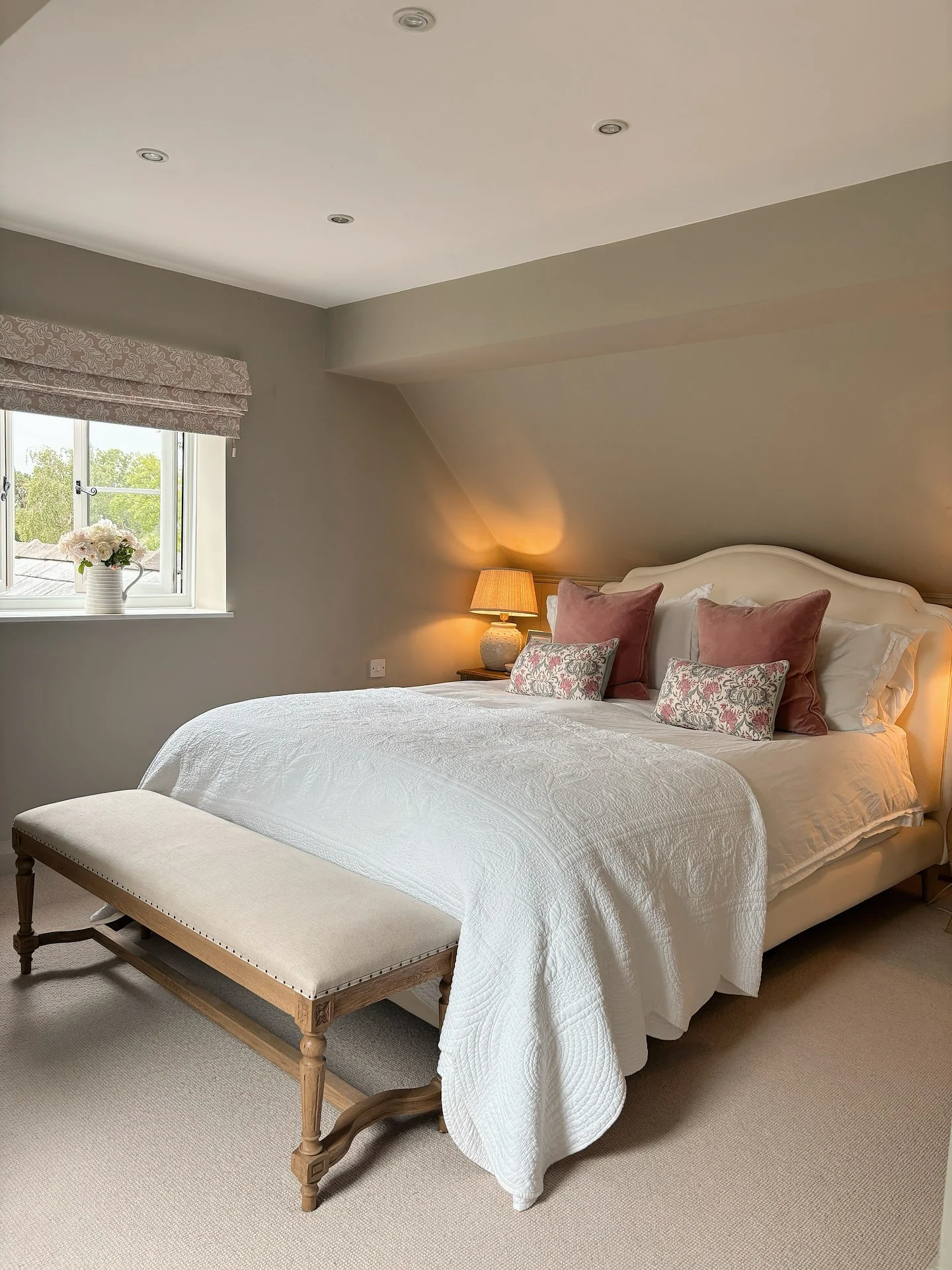 6. Classic Charm in Rose and Ivory (Blank Wall Bedroom Ideas)