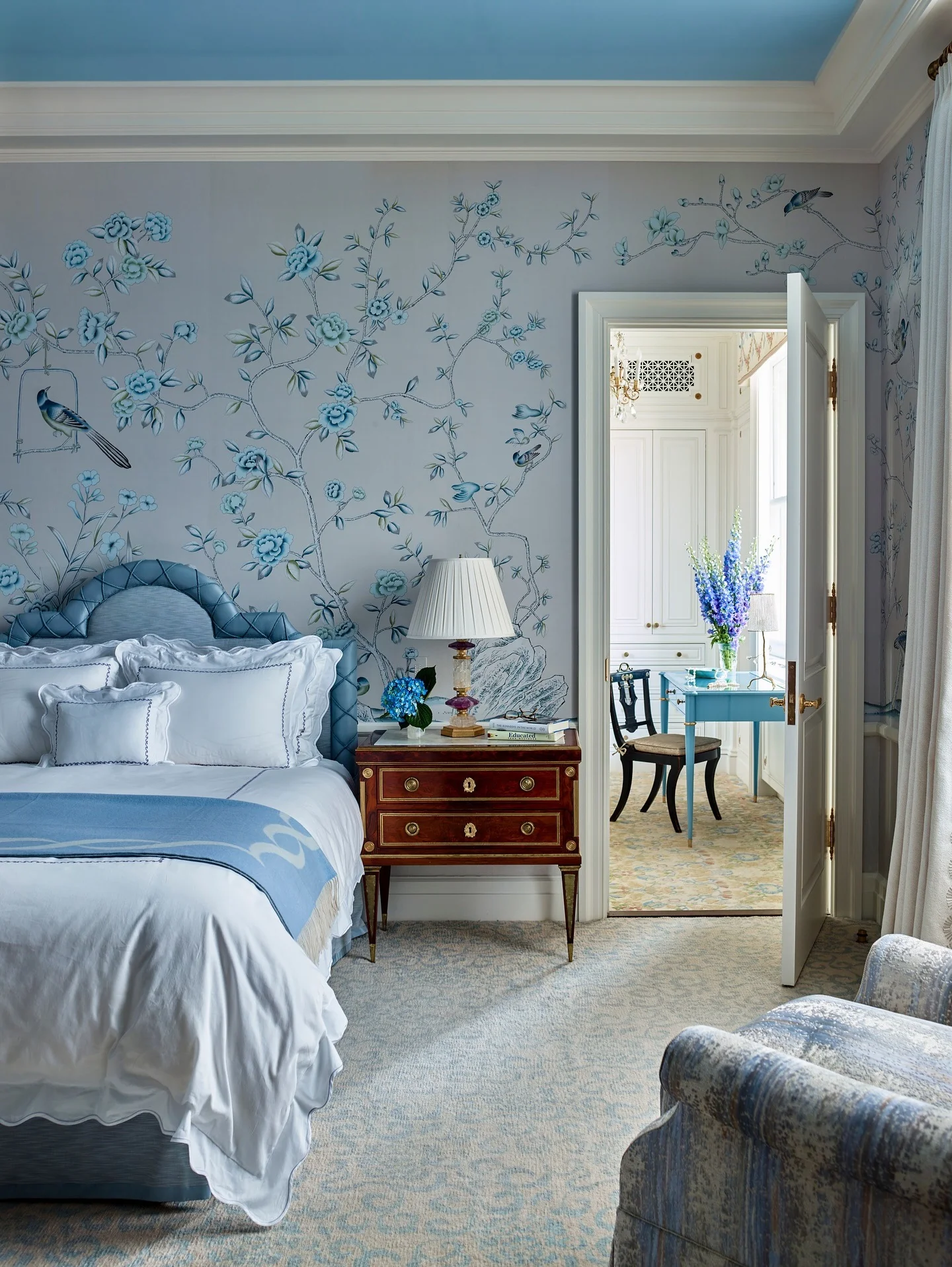 8. Blue Floral Wallpaper with Classic Detailing (Blue Wall Bedroom Ideas)