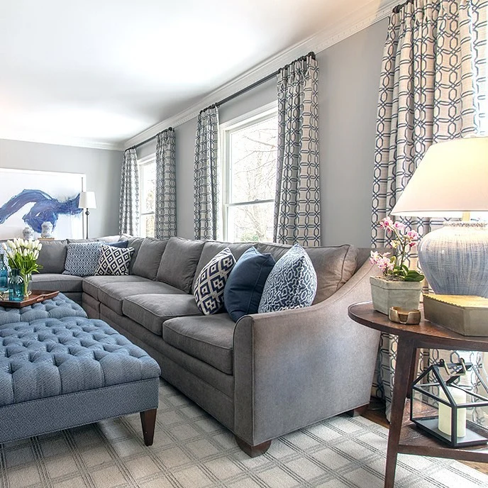 9. Pattern Play with Gray and Blue Accents (Gray and Blue Living Room Ideas)