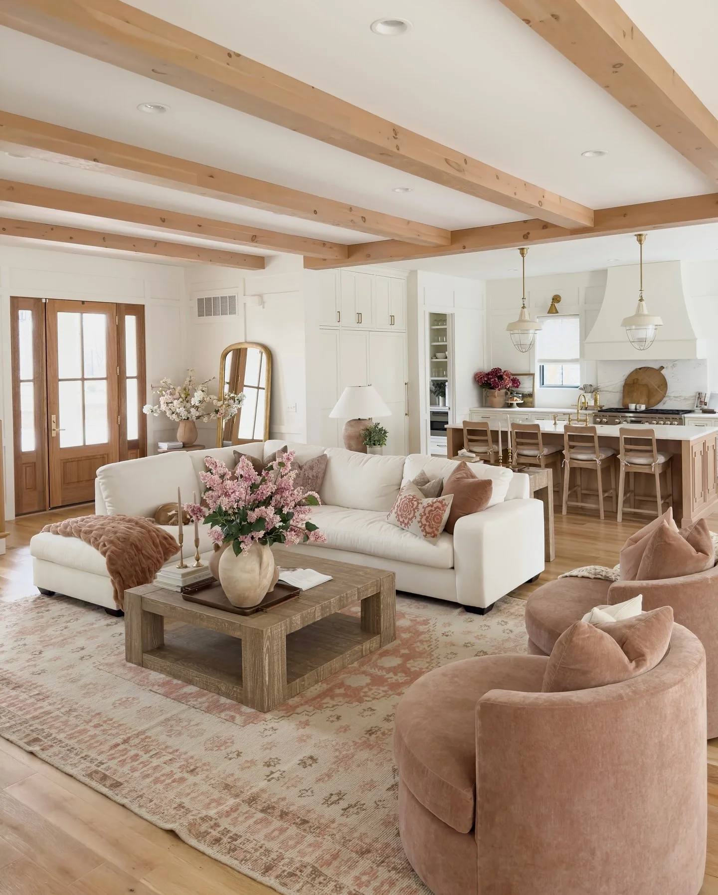 2. Warm Neutrals with Blush Accents (Modern Farmhouse Living Room Ideas)