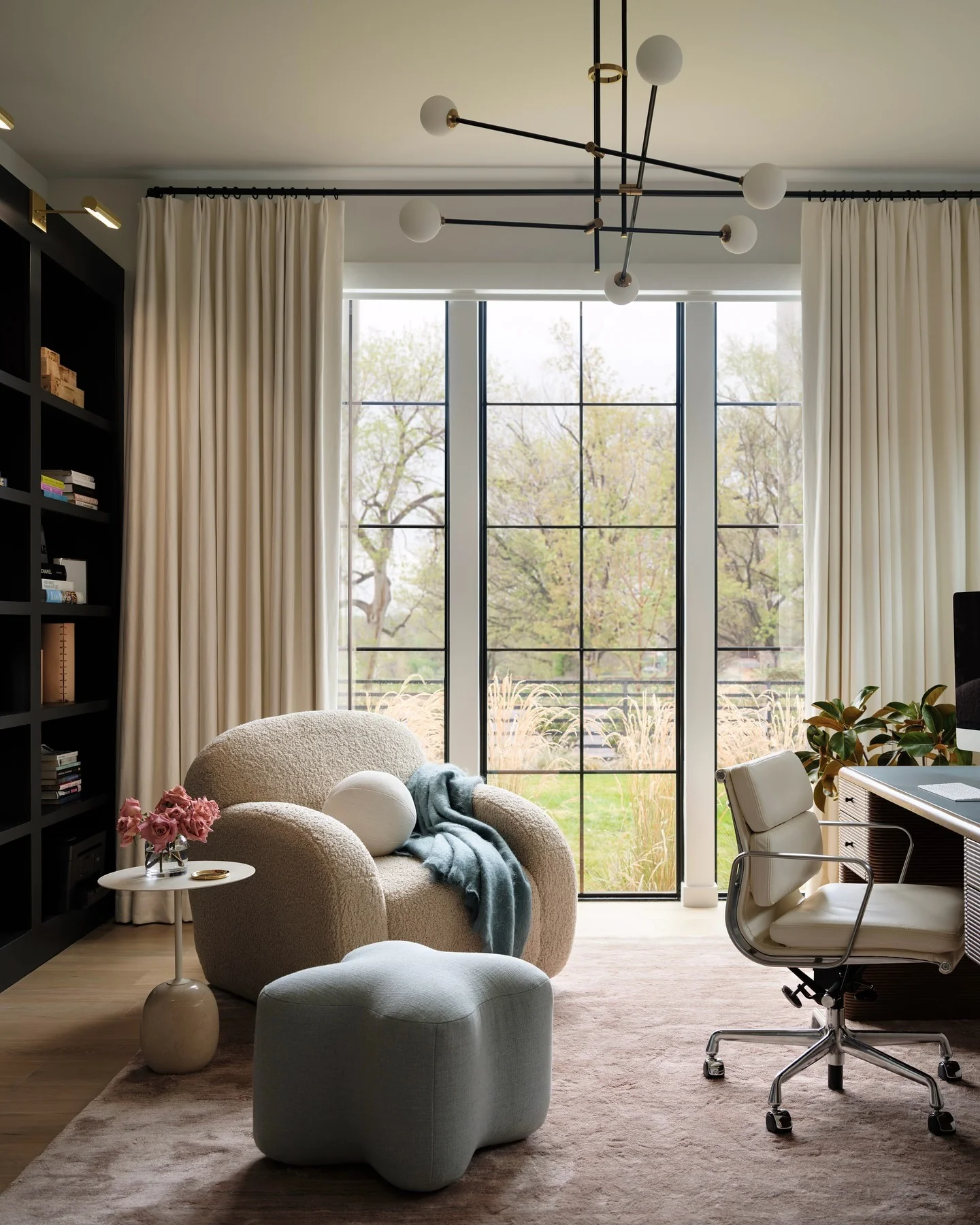 3. Modern Comfort with Natural Light (Small Therapy Office Decor Ideas)