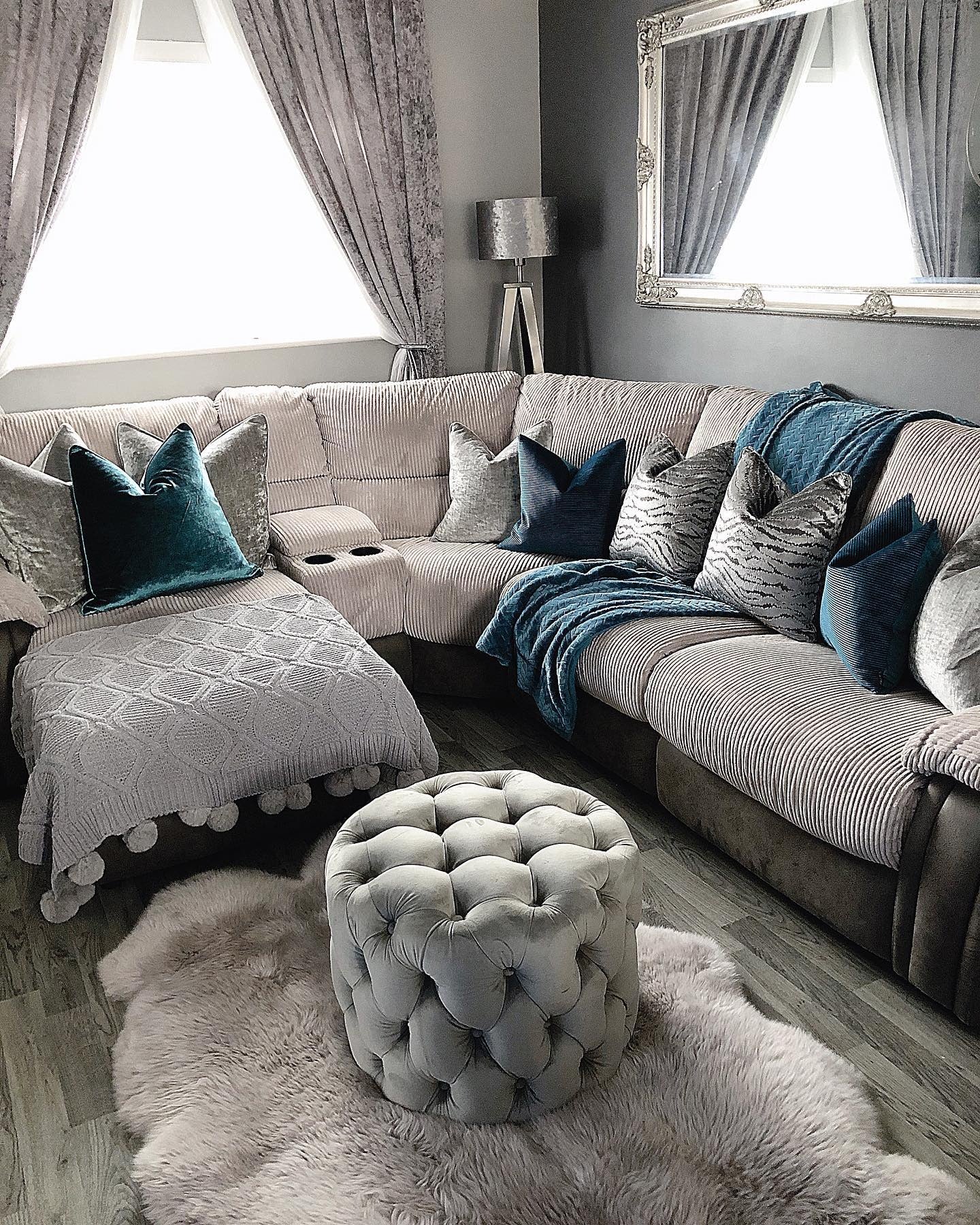 7. Contemporary Comfort with Plush Textures (Teal and Grey Living Room Ideas)