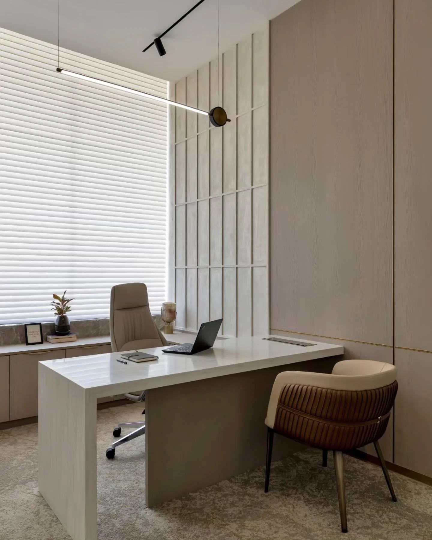 8. Crisp White Office with Modern Detailing (Corporate Office Ideas)