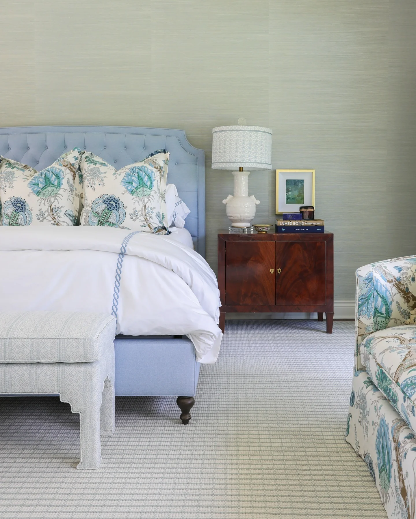 2. Classic Comfort with Soft Blue Upholstery (Gray and Blue Bedroom Ideas)