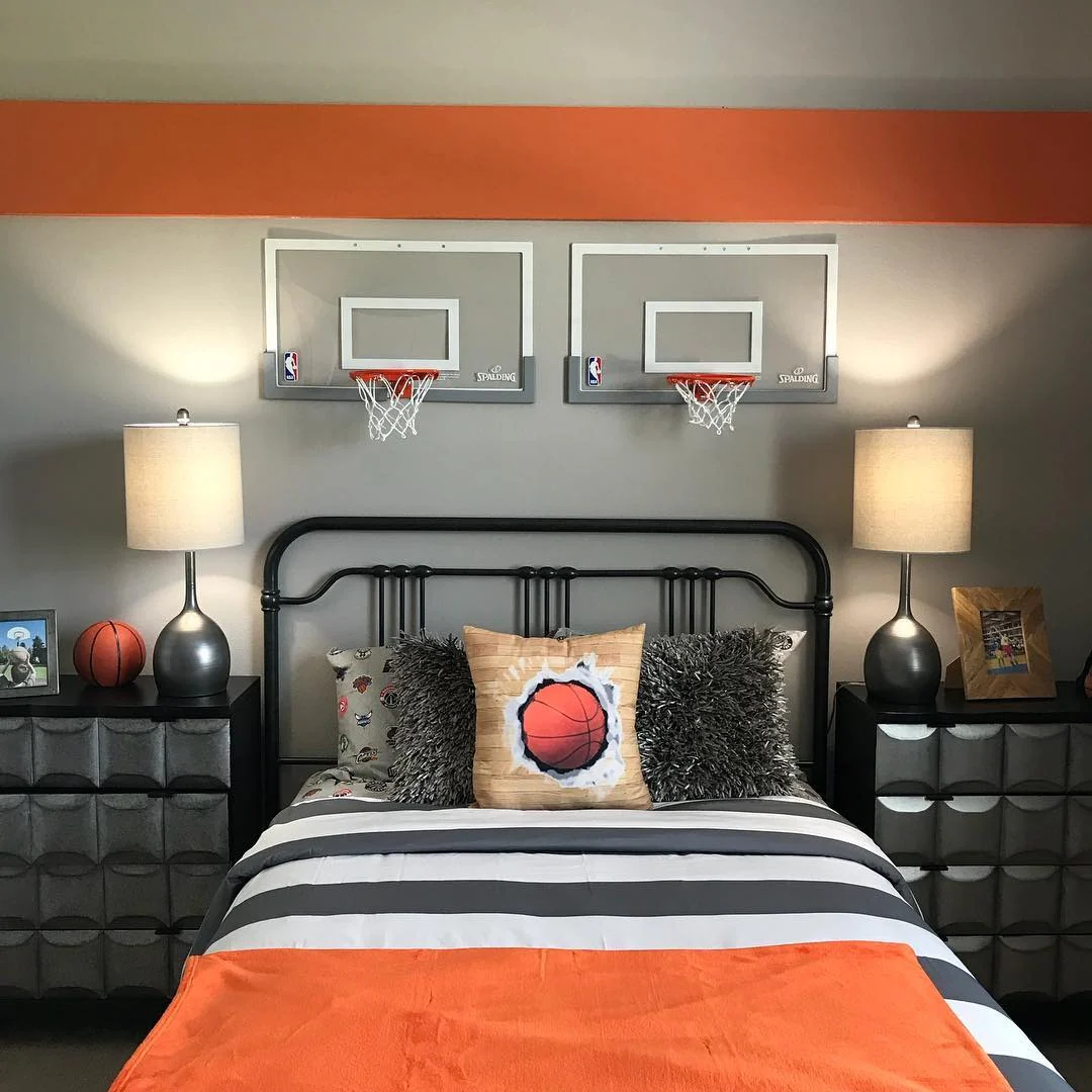 8. Playful Hoops-Themed Bedroom with Twin Nets (Basketball Bedroom Ideas)