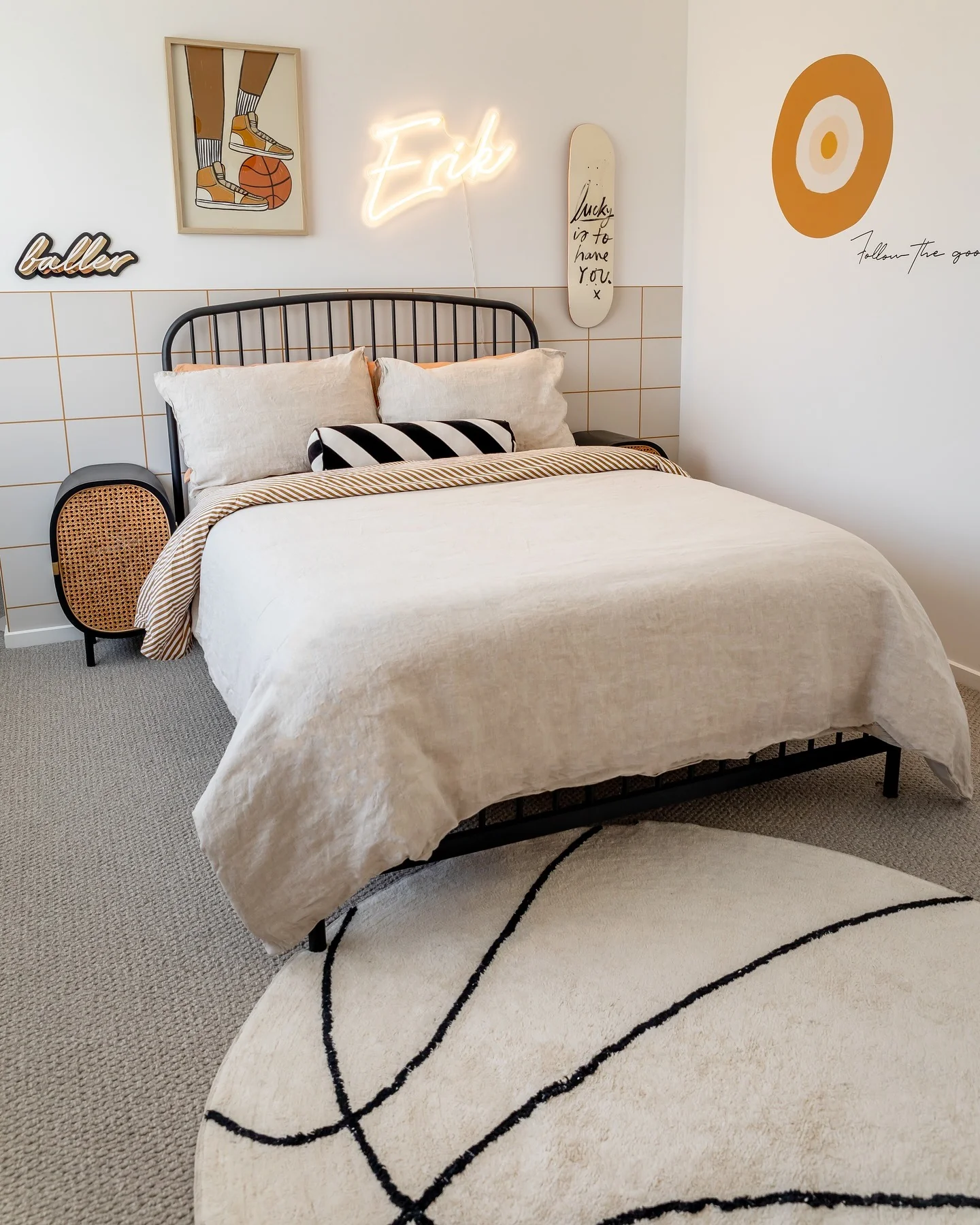 13. Minimalist Basketball Style with Warm Neutrals (Basketball Bedroom Ideas)