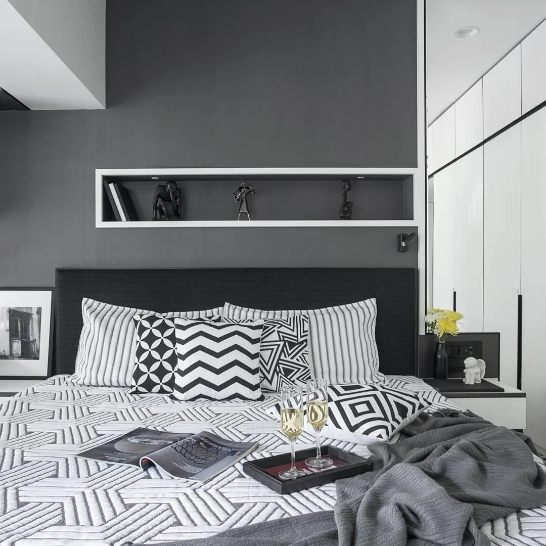 5. Geometric Pattern Play (Grayscale Bedroom Ideas)
