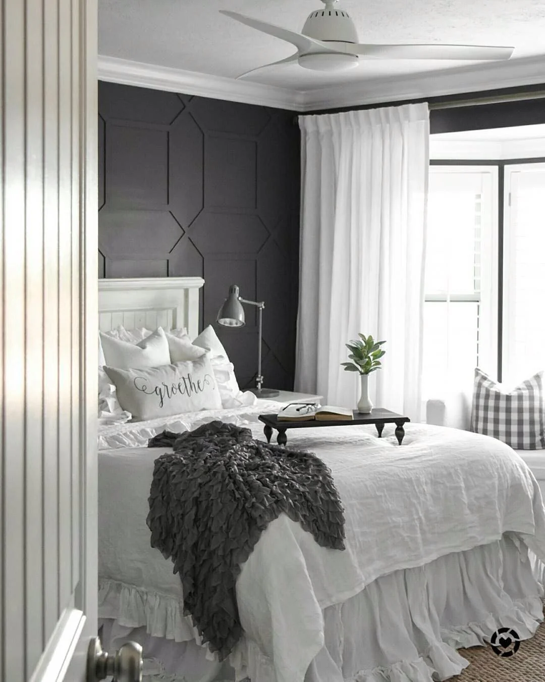 6. Crisp Contrast with Texture (Grayscale Bedroom Ideas)