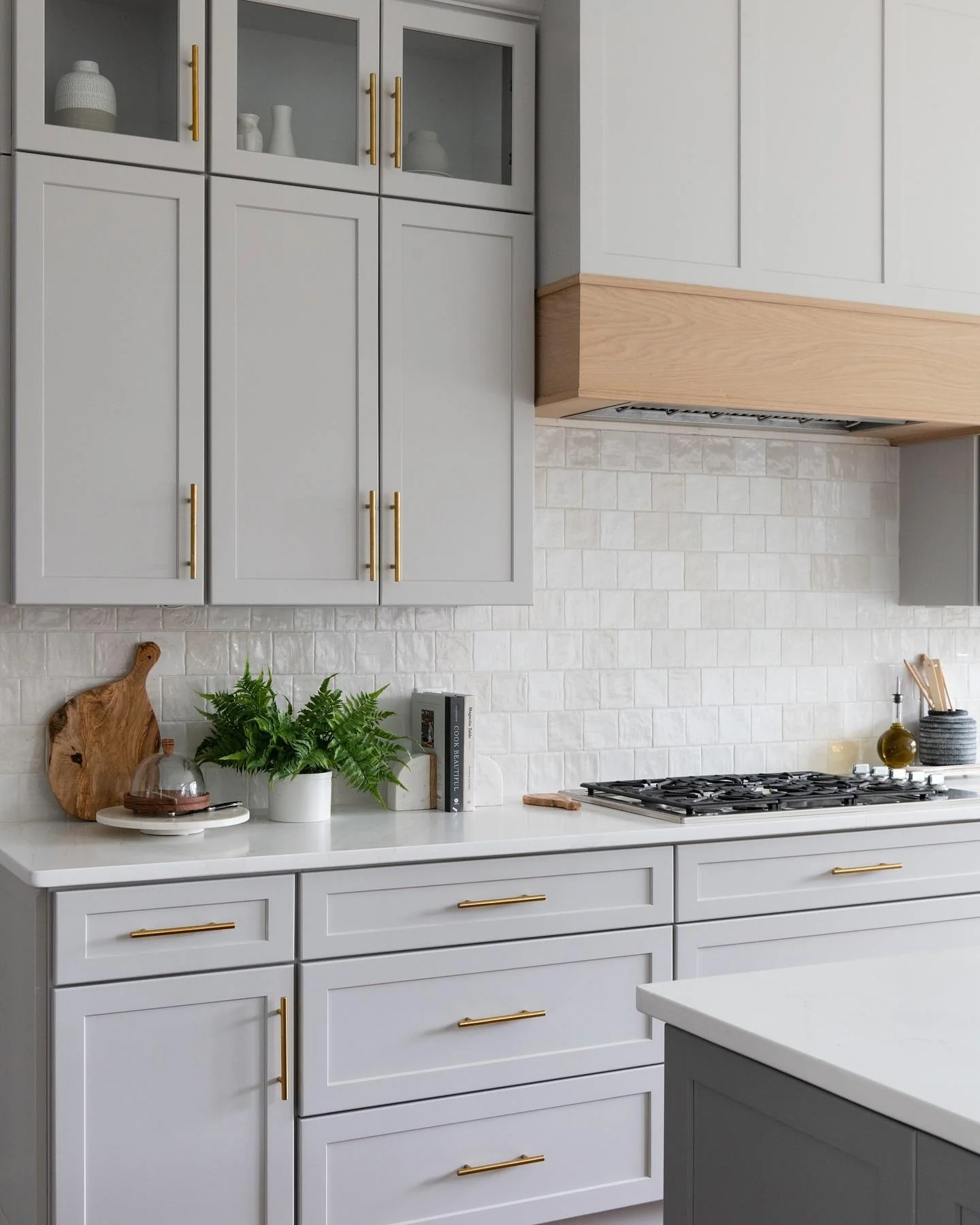 14. Subtle White with a Handmade Finish (Kitchen Backsplash Ideas)