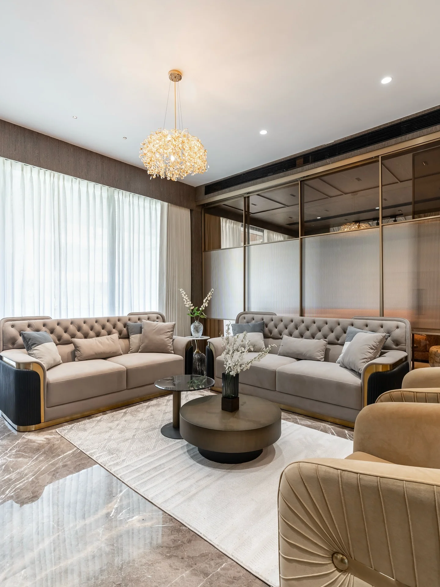 6. Contemporary Comfort with Luxe Touches (Classy Living Room Ideas)