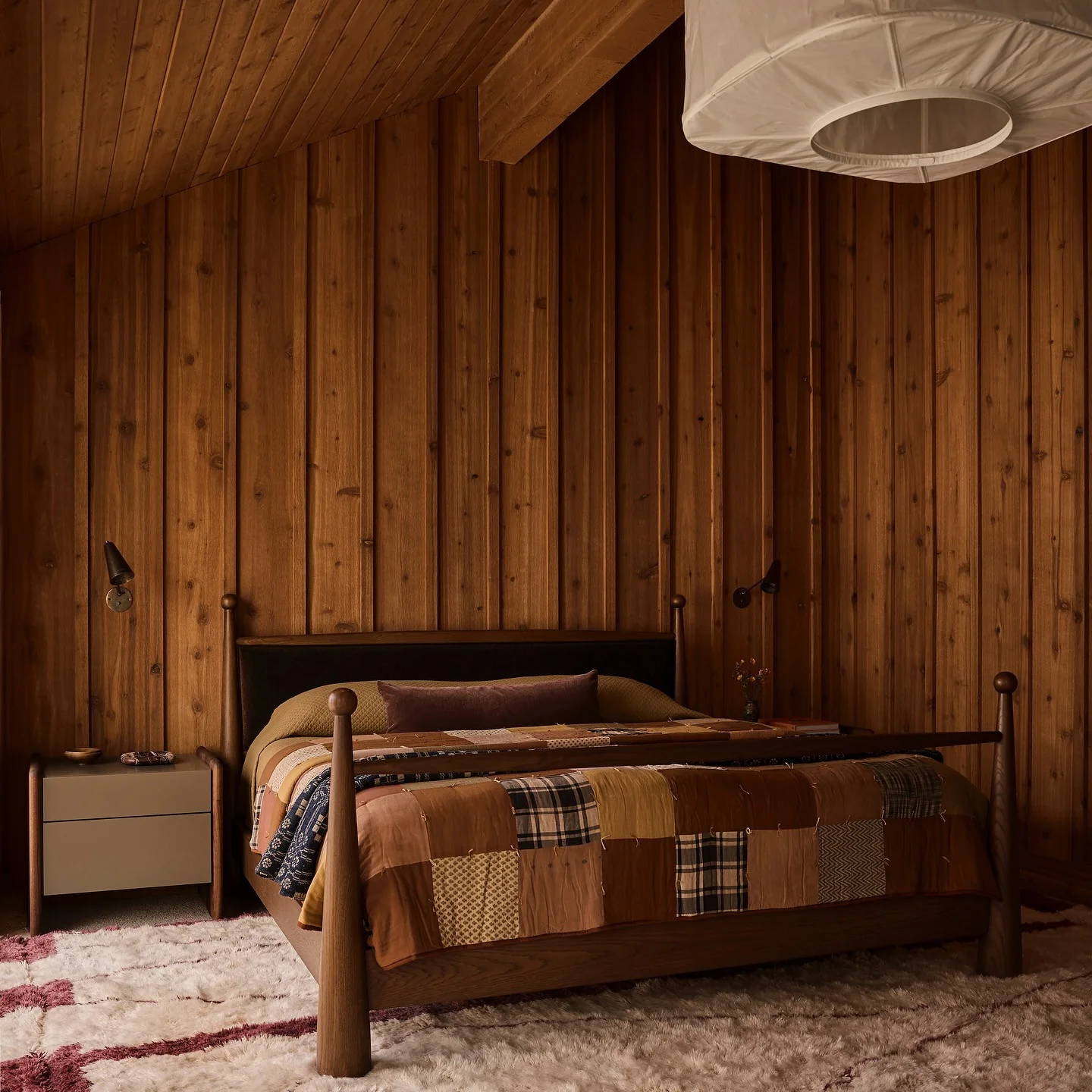 6. Wood Clad Retreat with Vintage Character (Mid Century Bedroom Ideas)