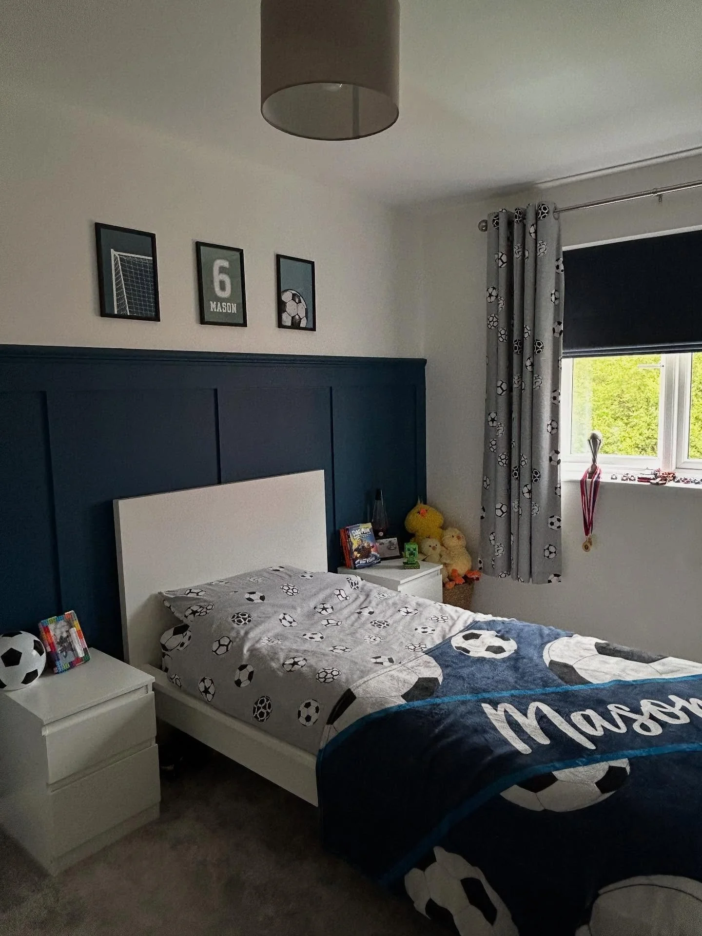 11. Navy and Gray Football Fusion (Football Bedroom Ideas)