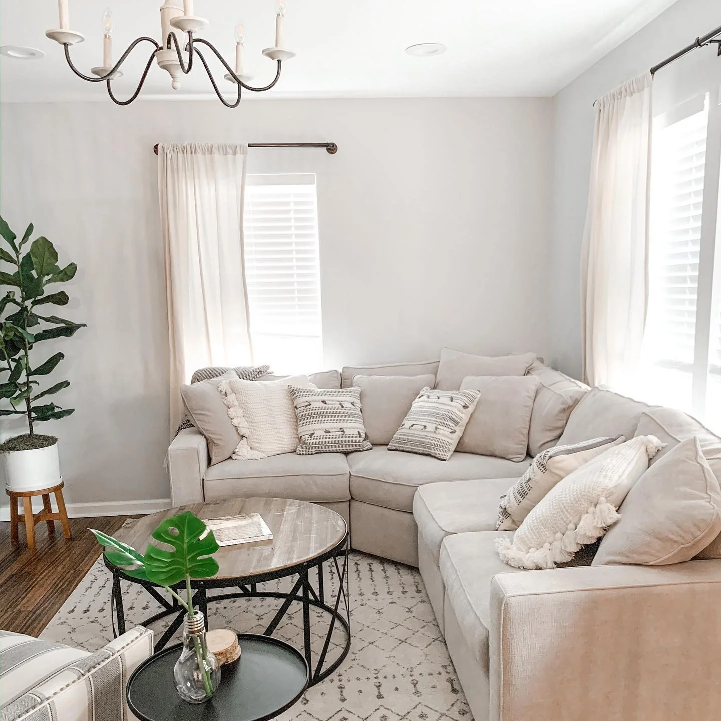 11. Soft Neutral Palette with Rustic Charm (Sectional Living Room Ideas)