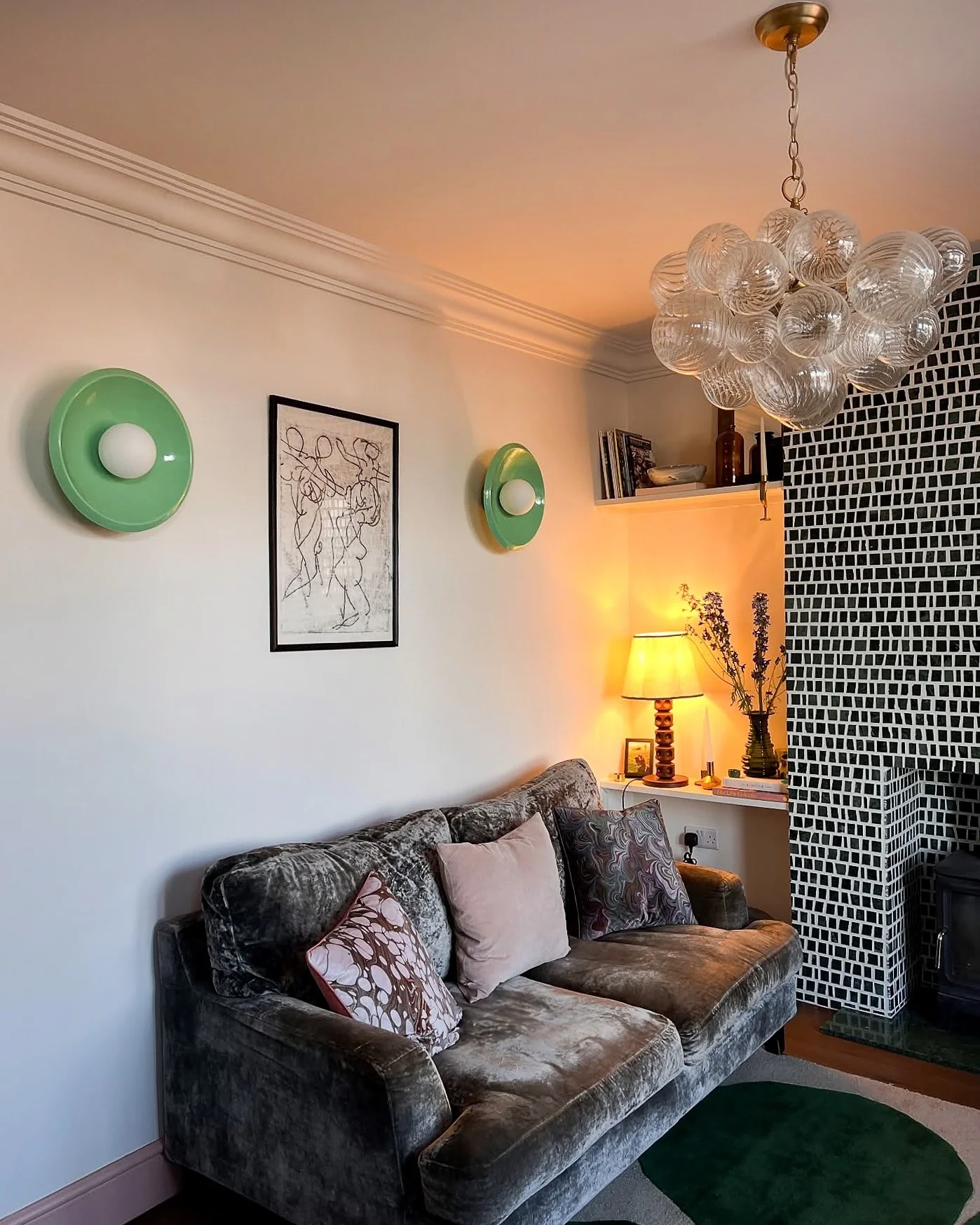 8. Artful Contrast in a Moody Lounge (Gray and White Living Room Ideas)