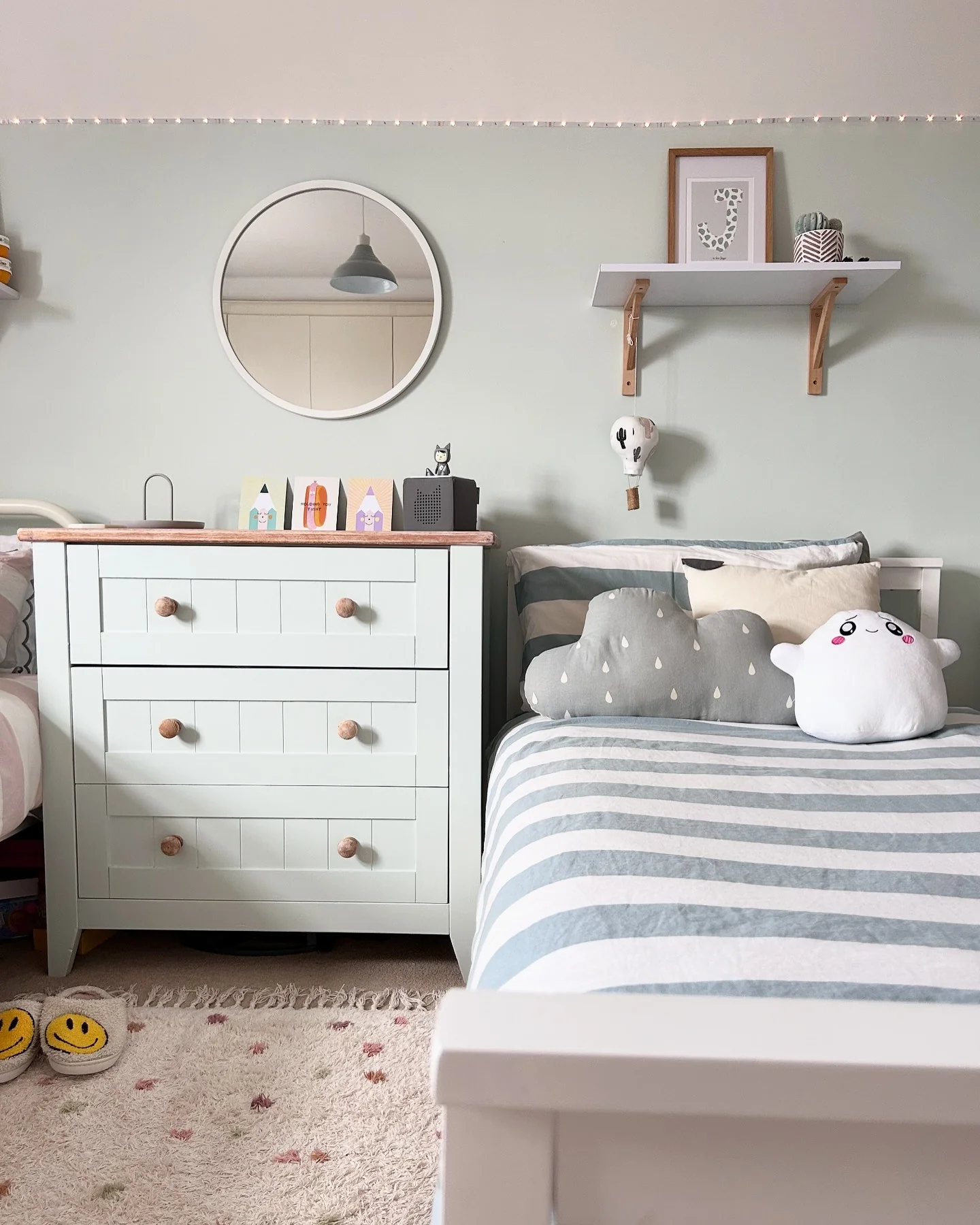 12. Mint Pastel Playroom Comfort (Mint Green Bedroom Ideas)