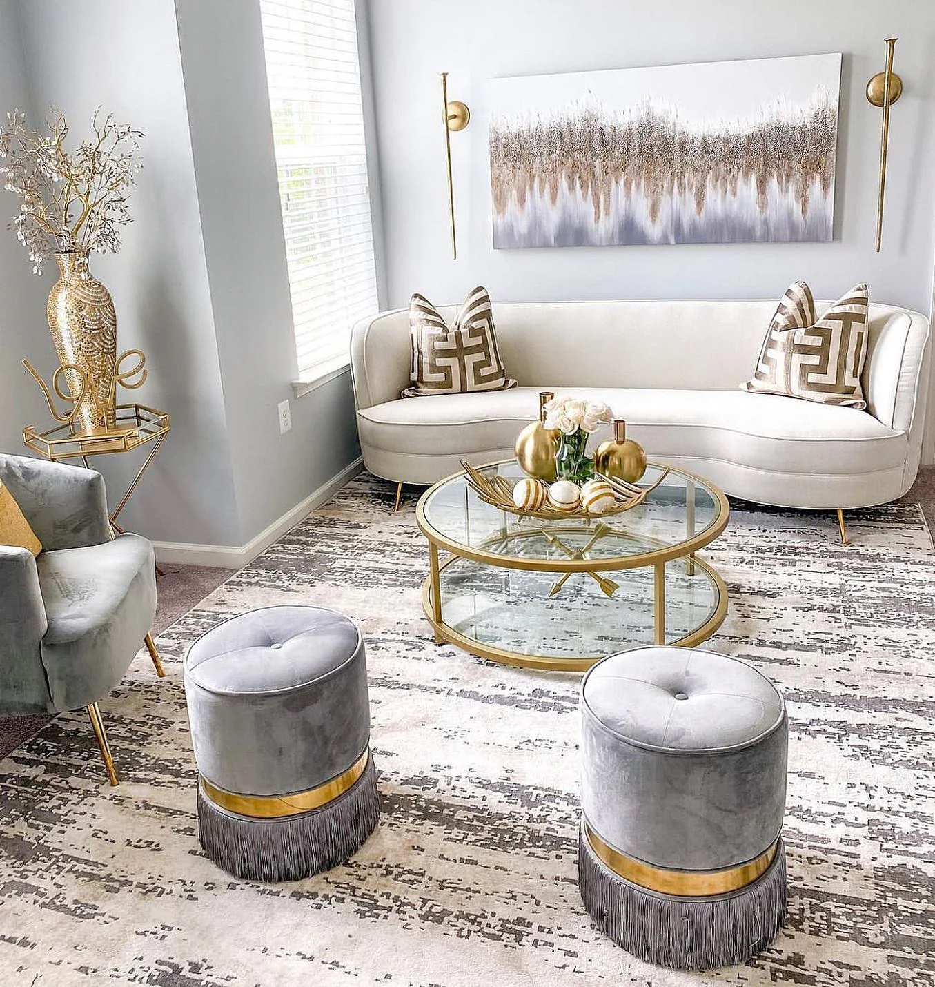 8. Modern Glamour in Ivory and Gold (Grey and Gold Living Room Ideas)