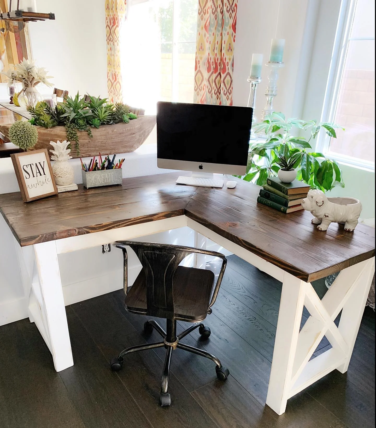 2. Rustic L-Desk with Garden Touches (Farmhouse Office Ideas)