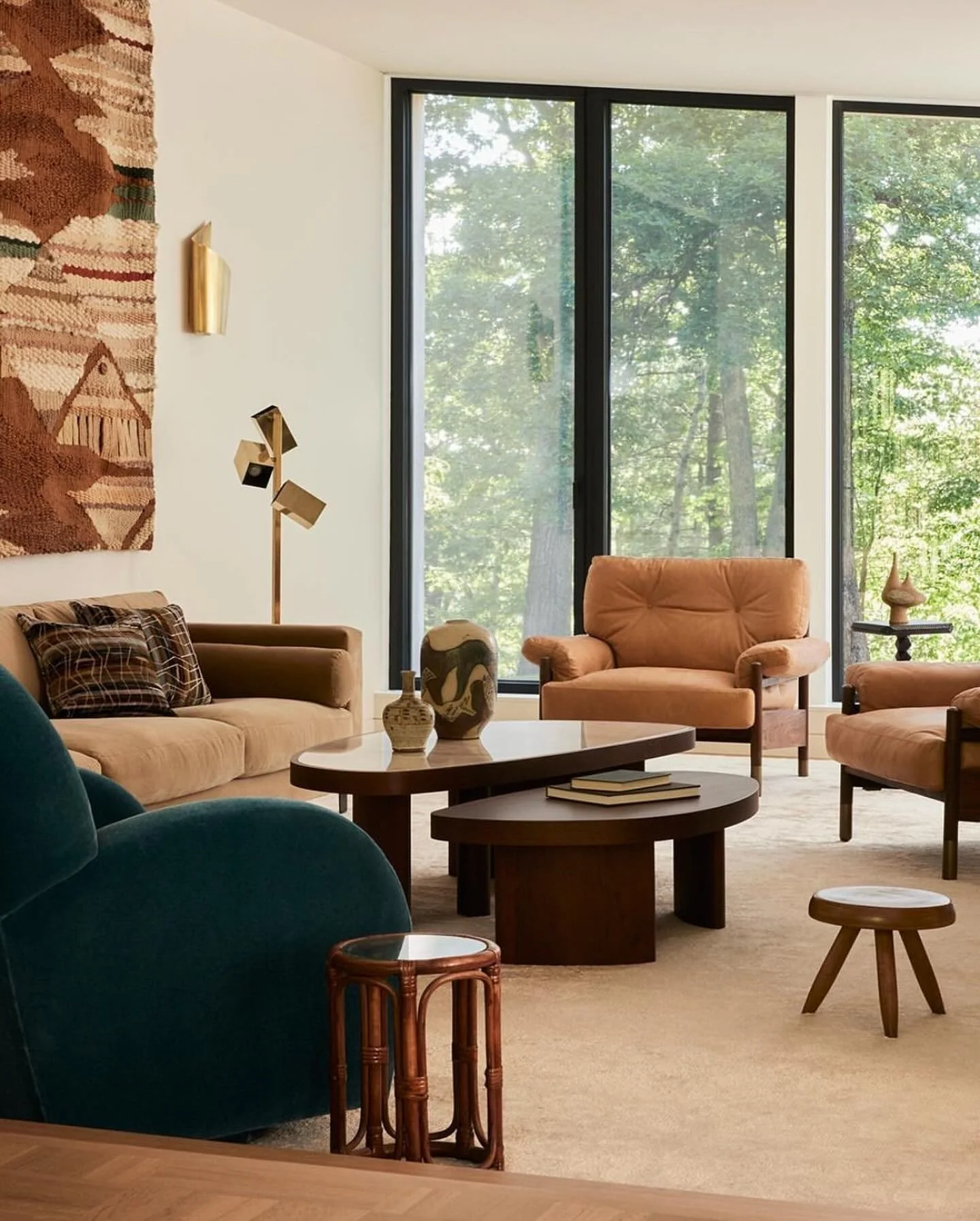 14. Retro-Inspired Earth Tones with Modernist Flair (Living Room Furniture Ideas)