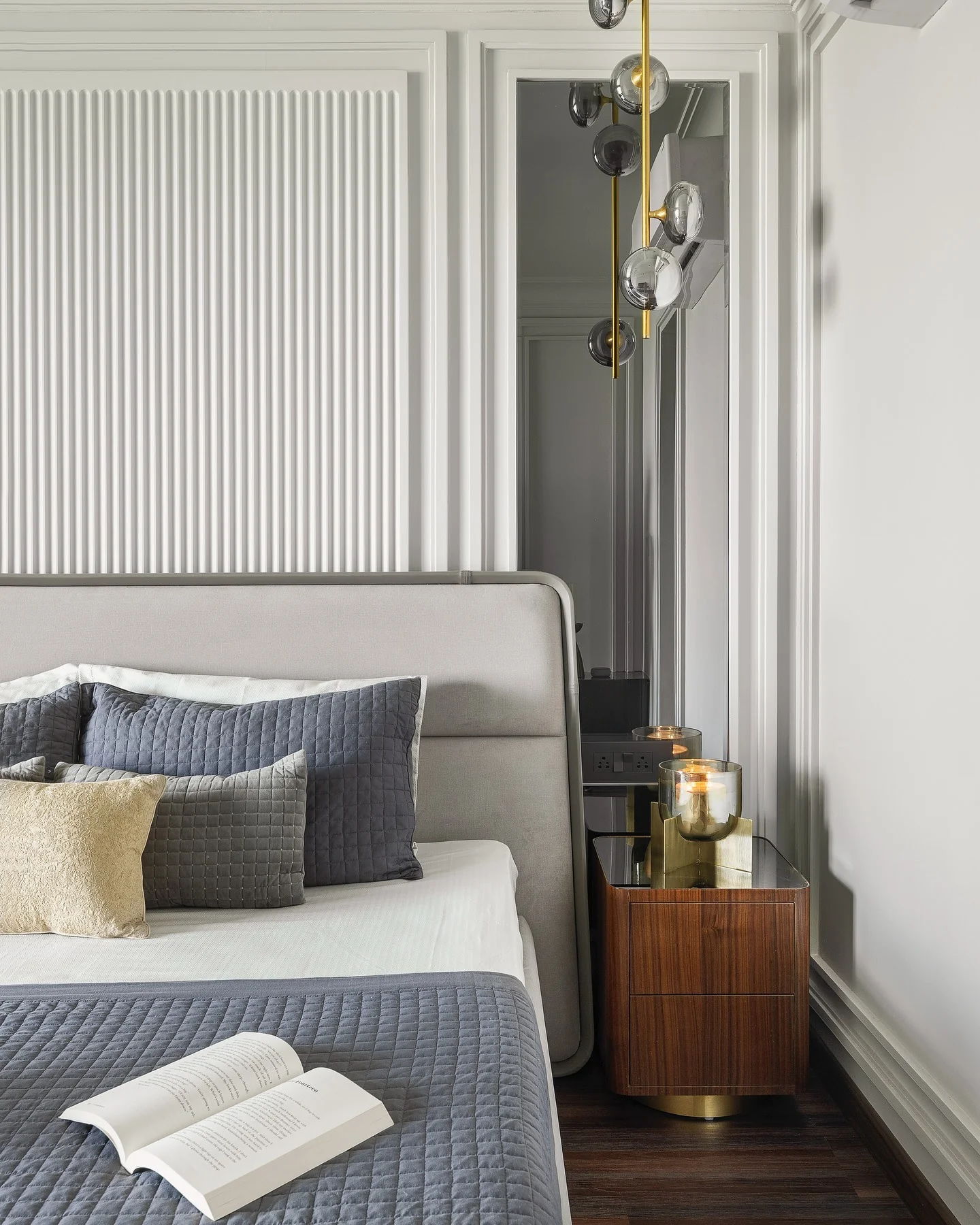 5. Art Deco Revival with Mid-Century Influence (European Style Bedroom Ideas)