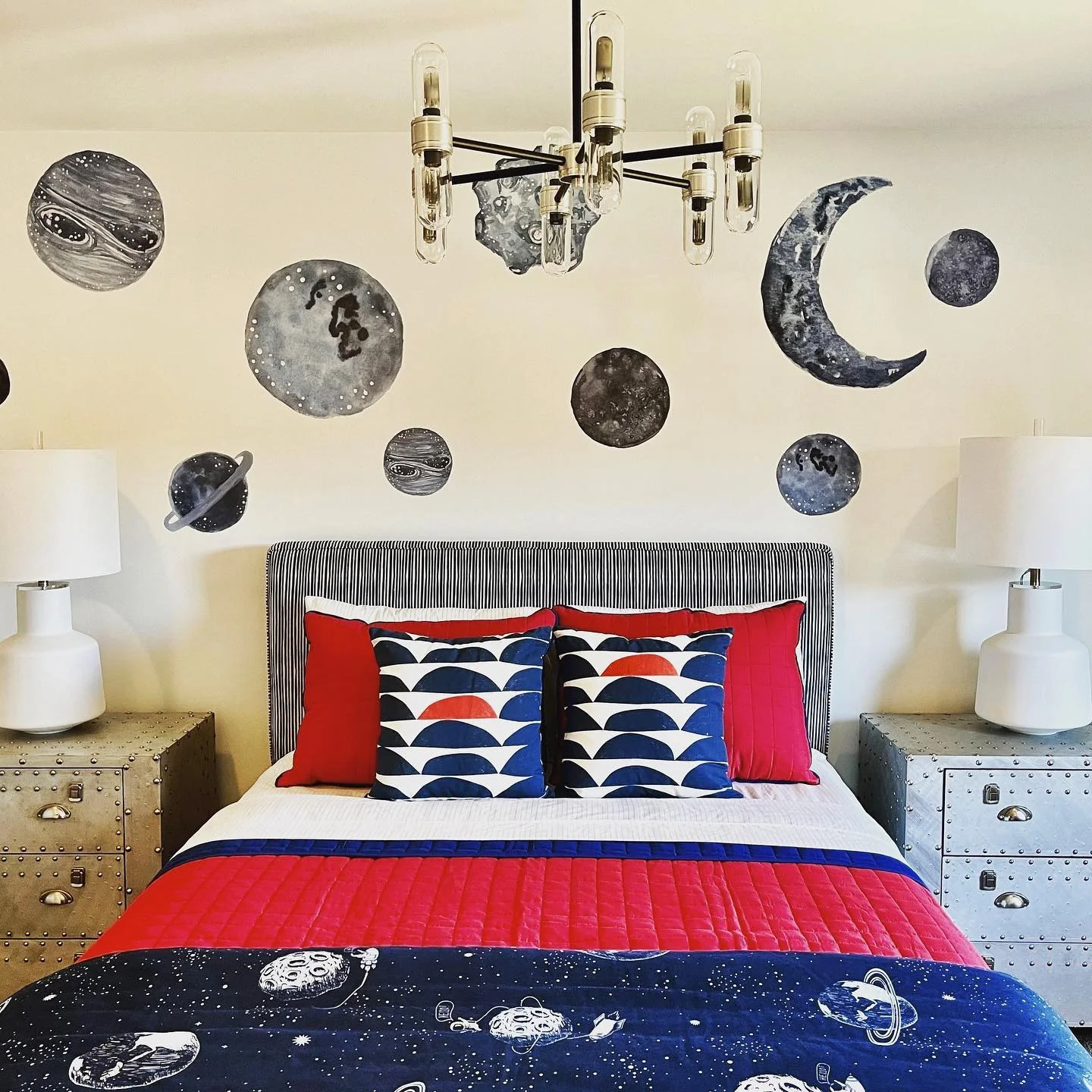 5. Retro Rocket Red and Navy Focus (Space Bedroom Ideas)