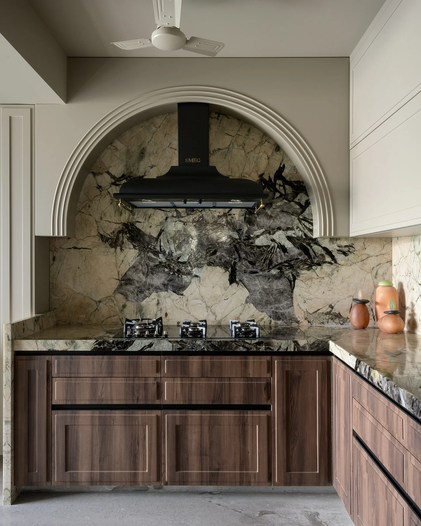 2. Natural Drama with Statement Stone (Dark Wood Kitchen Ideas)
