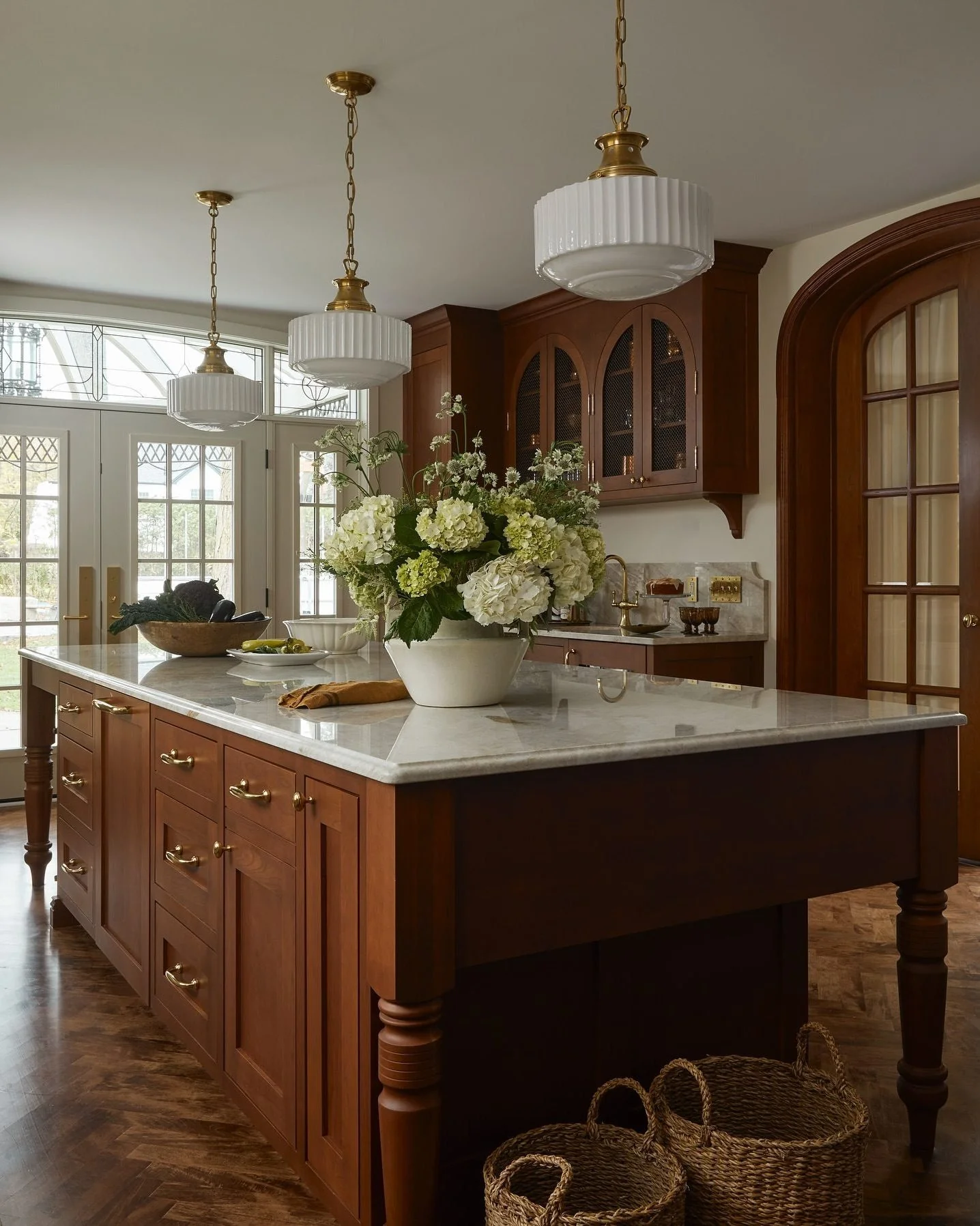 9. Traditional Details with a Polished Finish (Dark Wood Kitchen Ideas)
