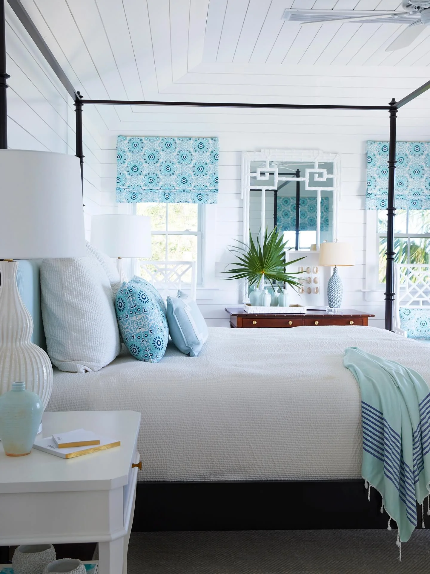 6. Coastal Crispness with Aqua and White (Blue and Green Bedroom Ideas)