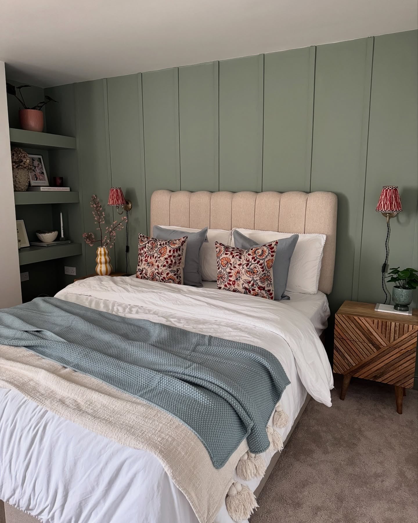 17. Modern Cottage Charm in Soft Green (Light Green Bedroom Ideas)