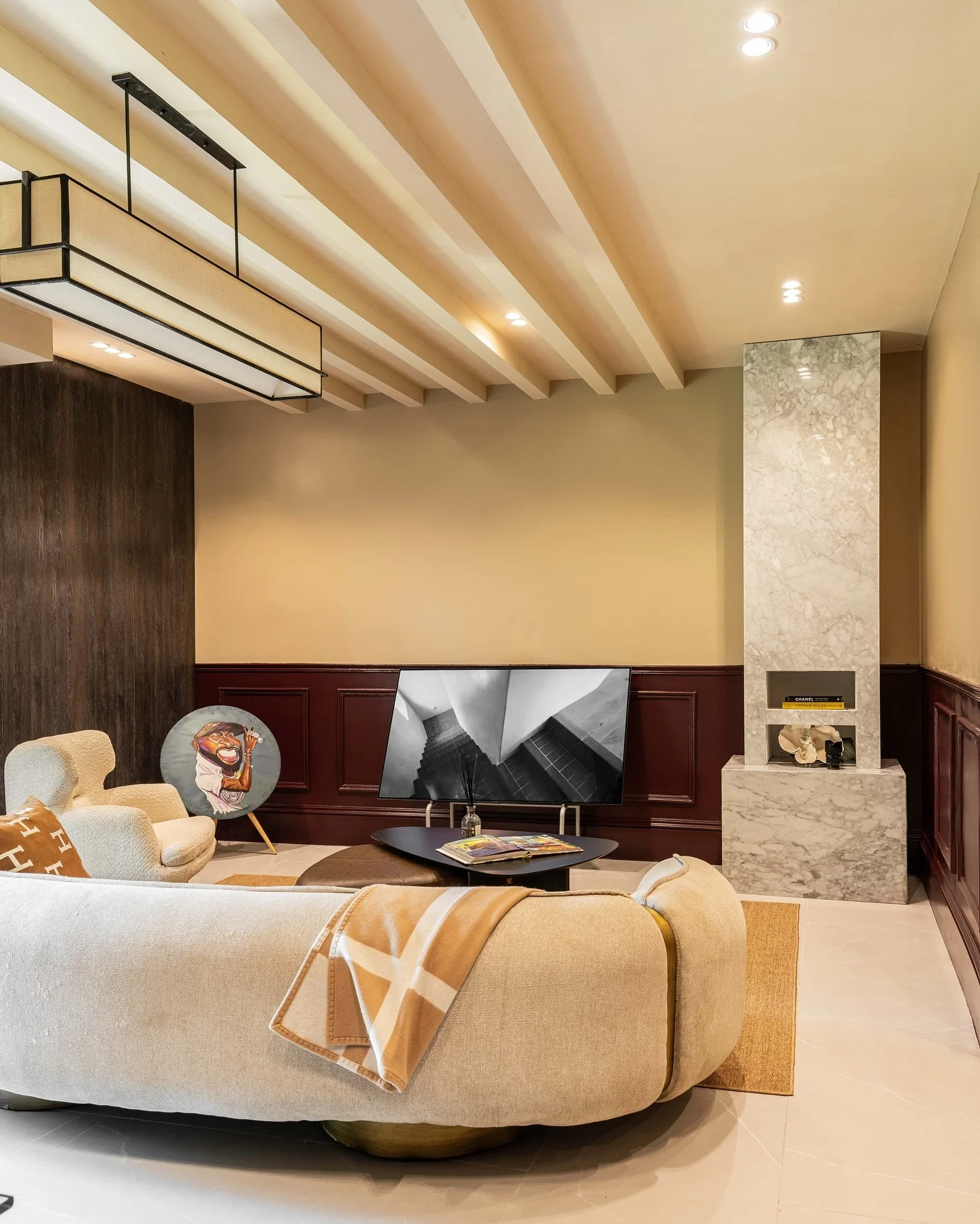 6. Architectural Minimalism With Rich Contrast (Formal Living Room Ideas)