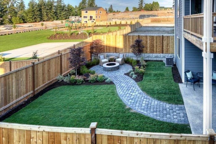 aménagement de la cour