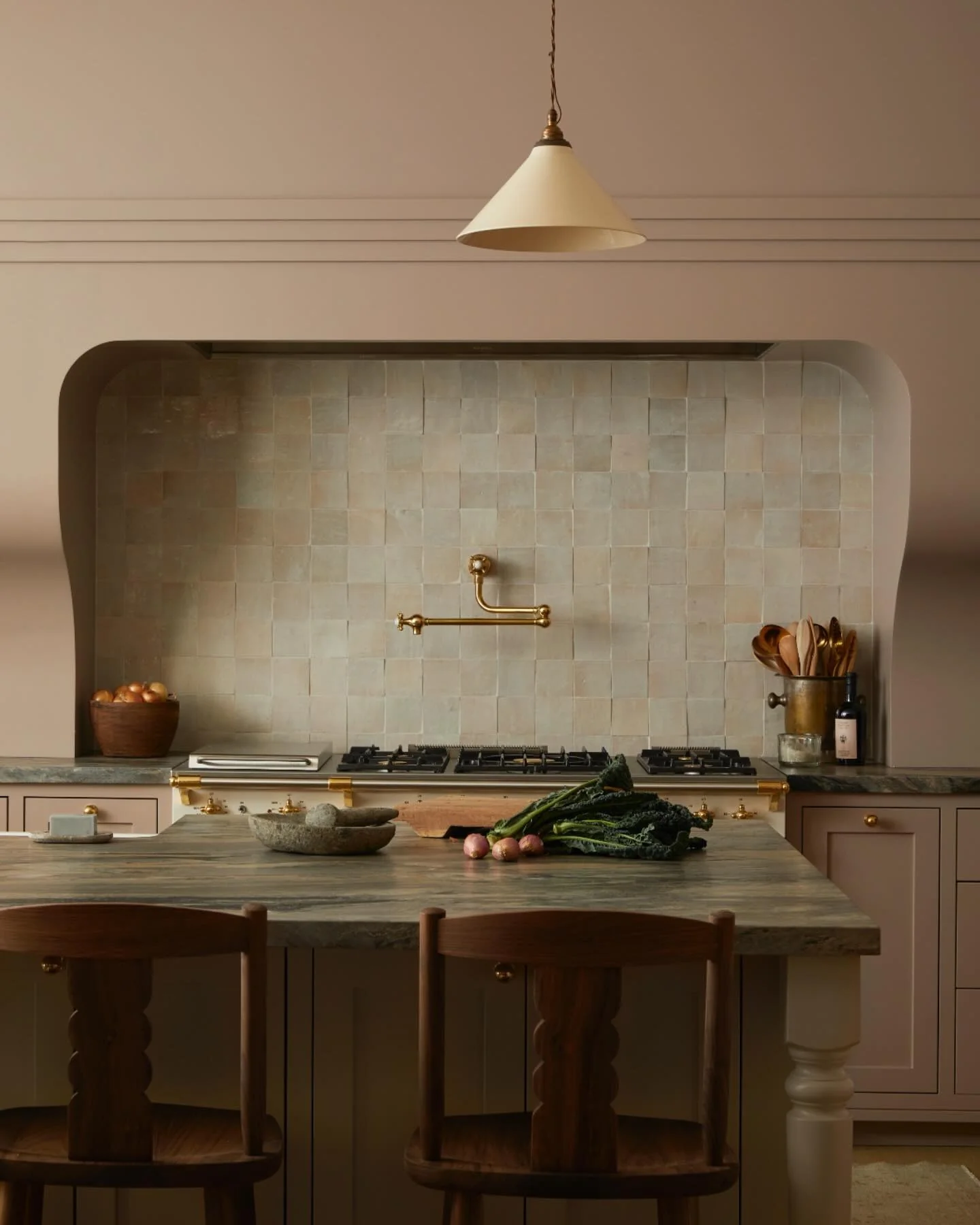 10. Subtle Elegance in Earthy Tones (Rustic Kitchen Island Ideas)