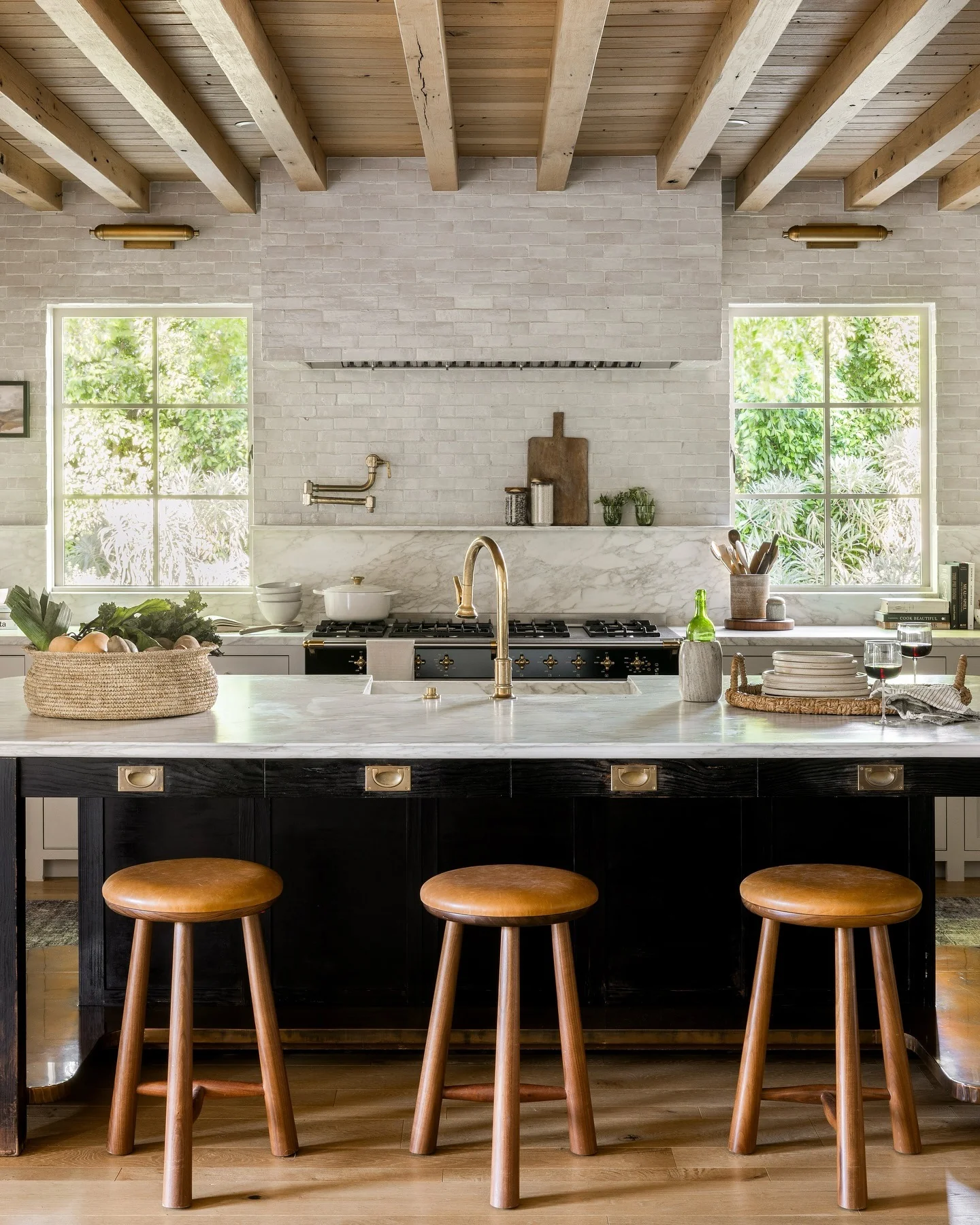 11. Open Beam Simplicity with Ebony Contrast (Rustic Kitchen Island Ideas)