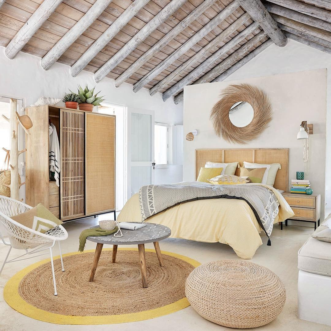 8. Rustic Lightness with Yellow Charm (Yellow and Gray Bedroom Ideas)