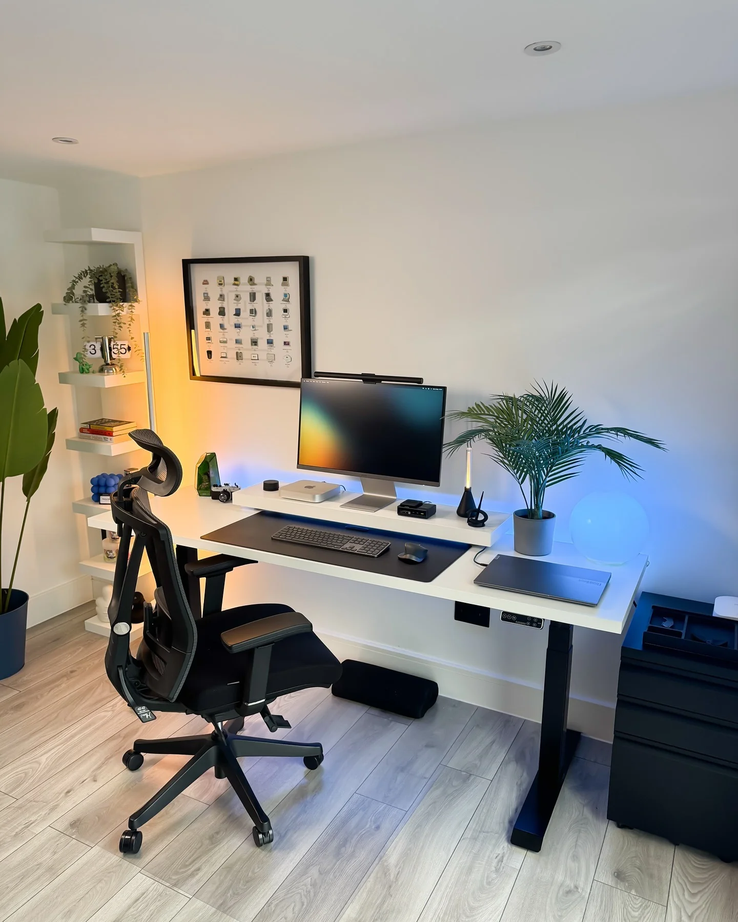 9. Sleek and Functional in Black and White (Simple Home Office Ideas)