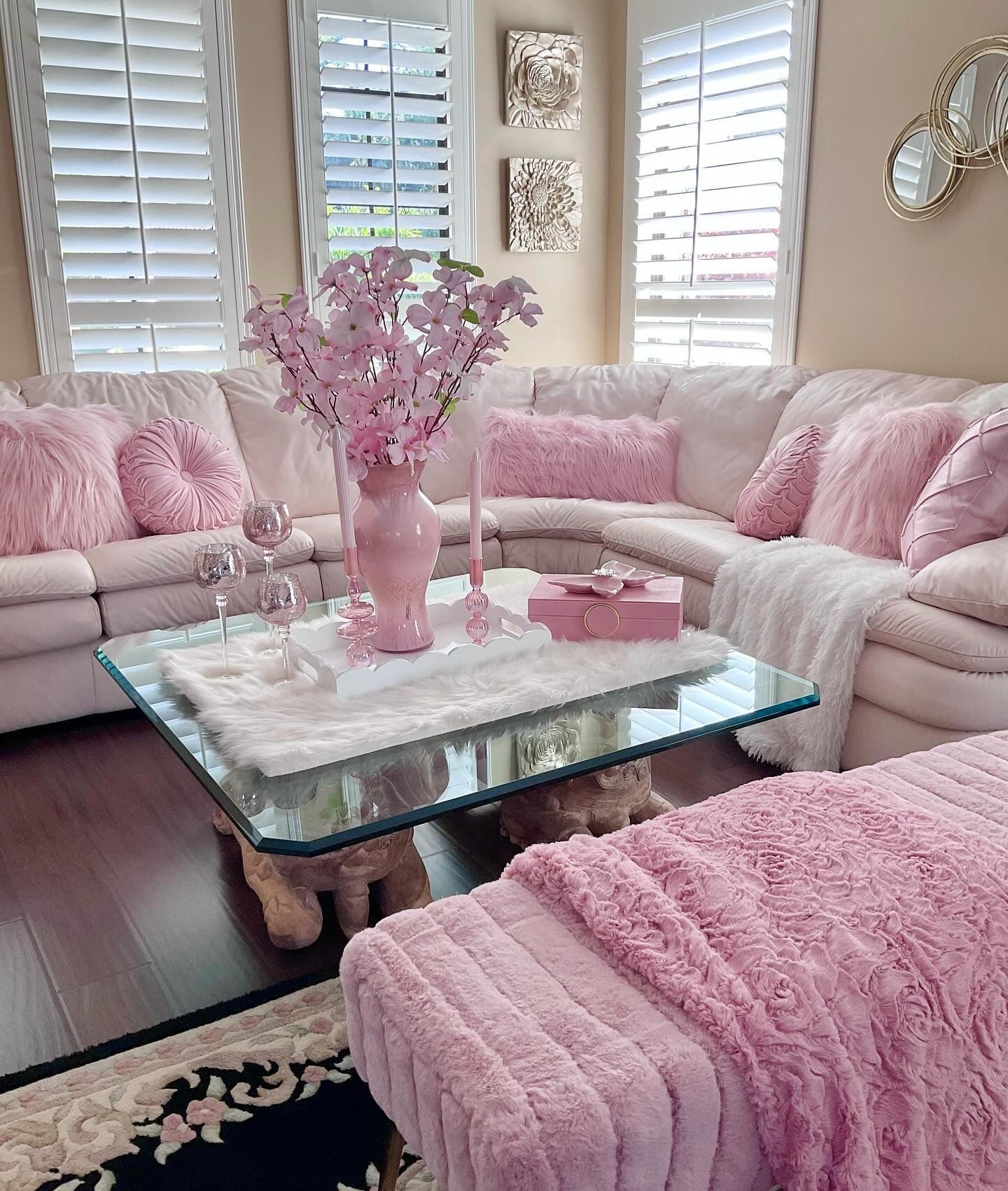 2. Modern Romantic Lounge with Textural Pink Accents (Pink Living Room Ideas)
