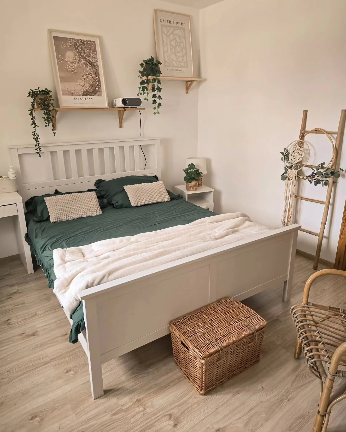 19. Soft Contrast with Botanical Touches (Scandinavian Bedroom Ideas)