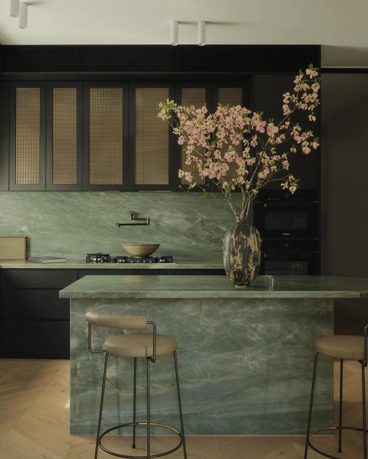 2. Green Onyx Statement Kitchen (Unique Kitchen Ideas)