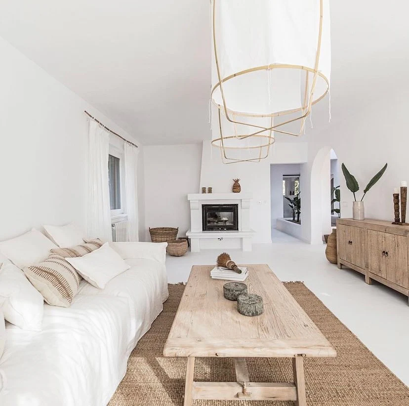 19. Mediterranean White with Rustic Layers (White Living Room Ideas)