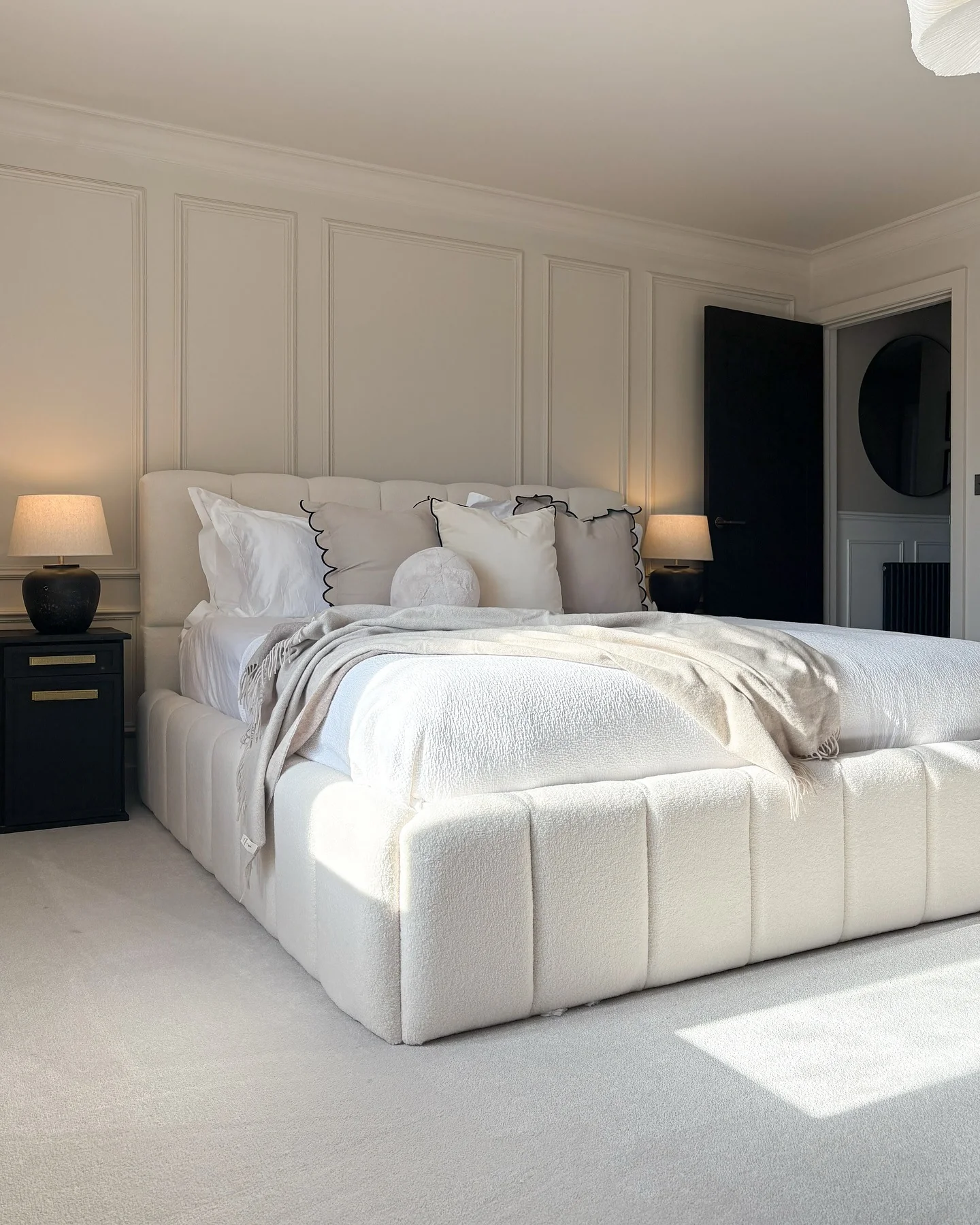 10. Contemporary Contrast (Off White Bedroom Ideas)