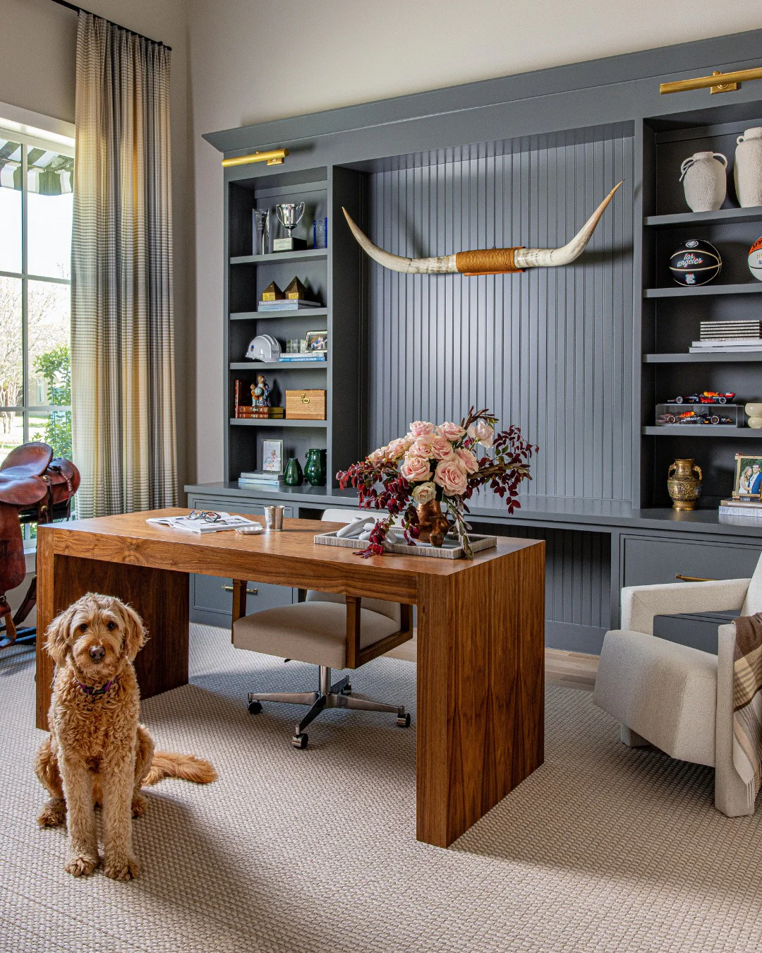 3. Texan Heritage Office with Modern Comfort (Masculine Home Office Ideas)