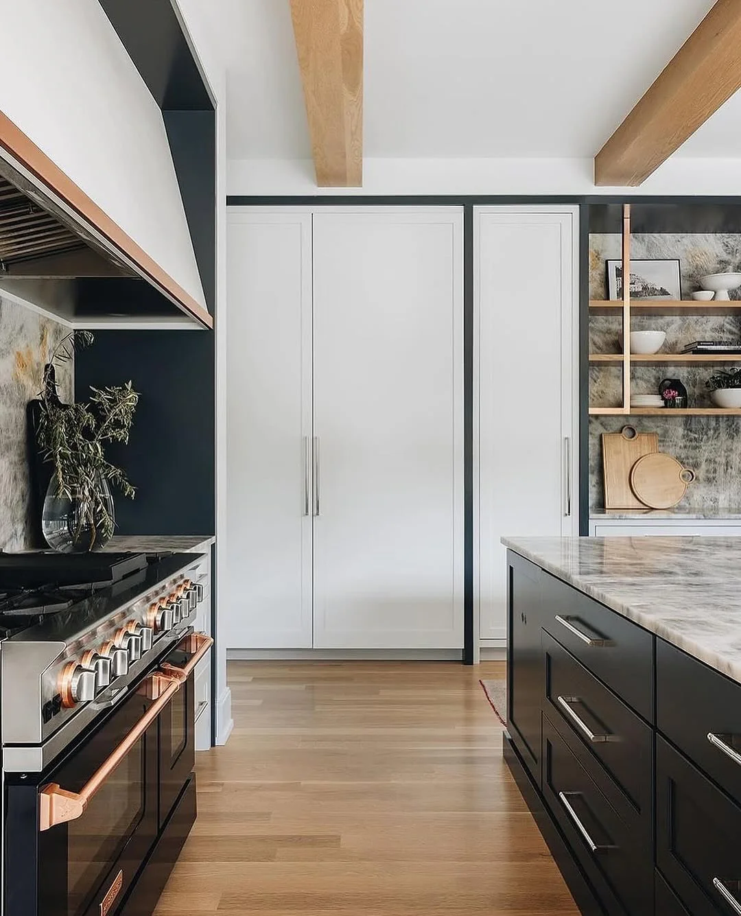 14. Two-Tone Harmony with Warm Undertones (Black Cabinets Kitchen Ideas)